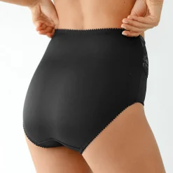 Slip En Shorty<Blancheporte Afslankende gaineslip in kant en microvezel zwart