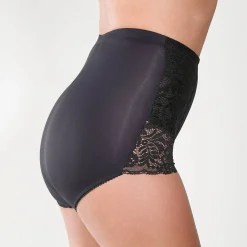 Slip En Shorty<Blancheporte Afslankende gaineslip met kanten buikpand - steungevend zwart
