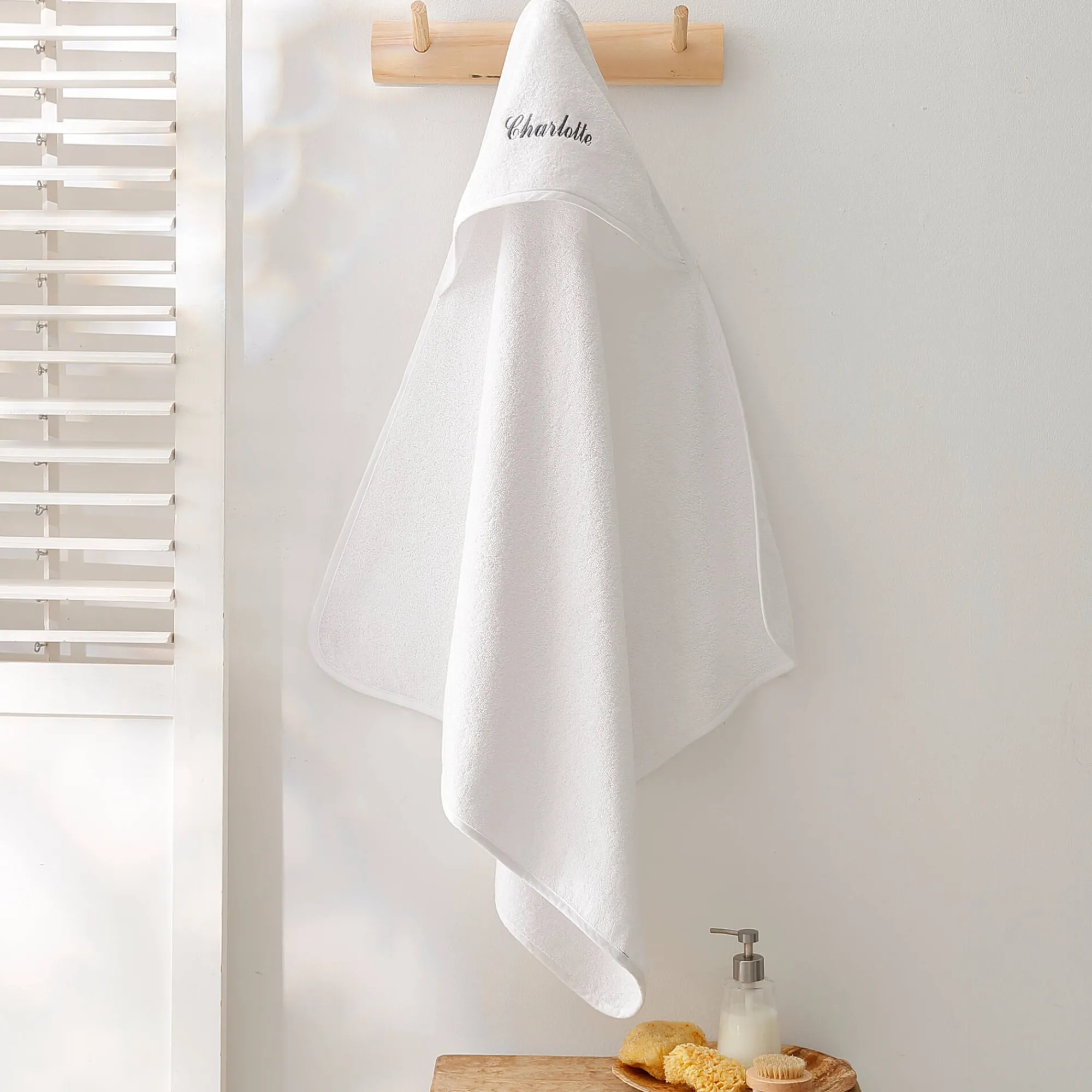 Badjas|Handdoek En Badlaken Kids<Colombine des petits Badcape voor baby, personaliseerbaar wit
