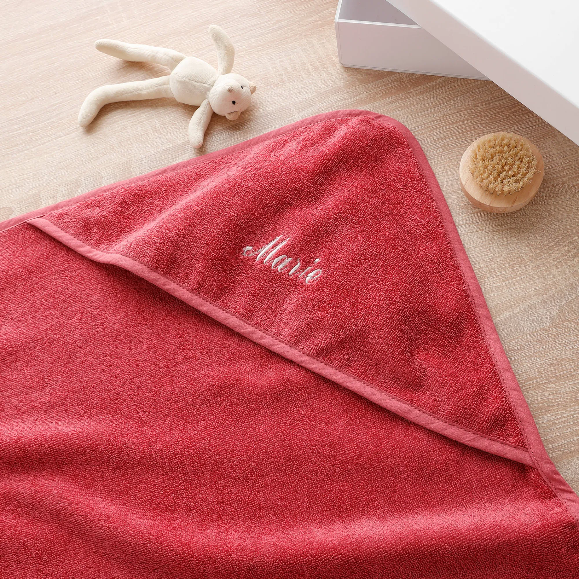 Badjas|Handdoek En Badlaken Kids<Colombine des petits Badcape voor baby, personaliseerbaar framboos