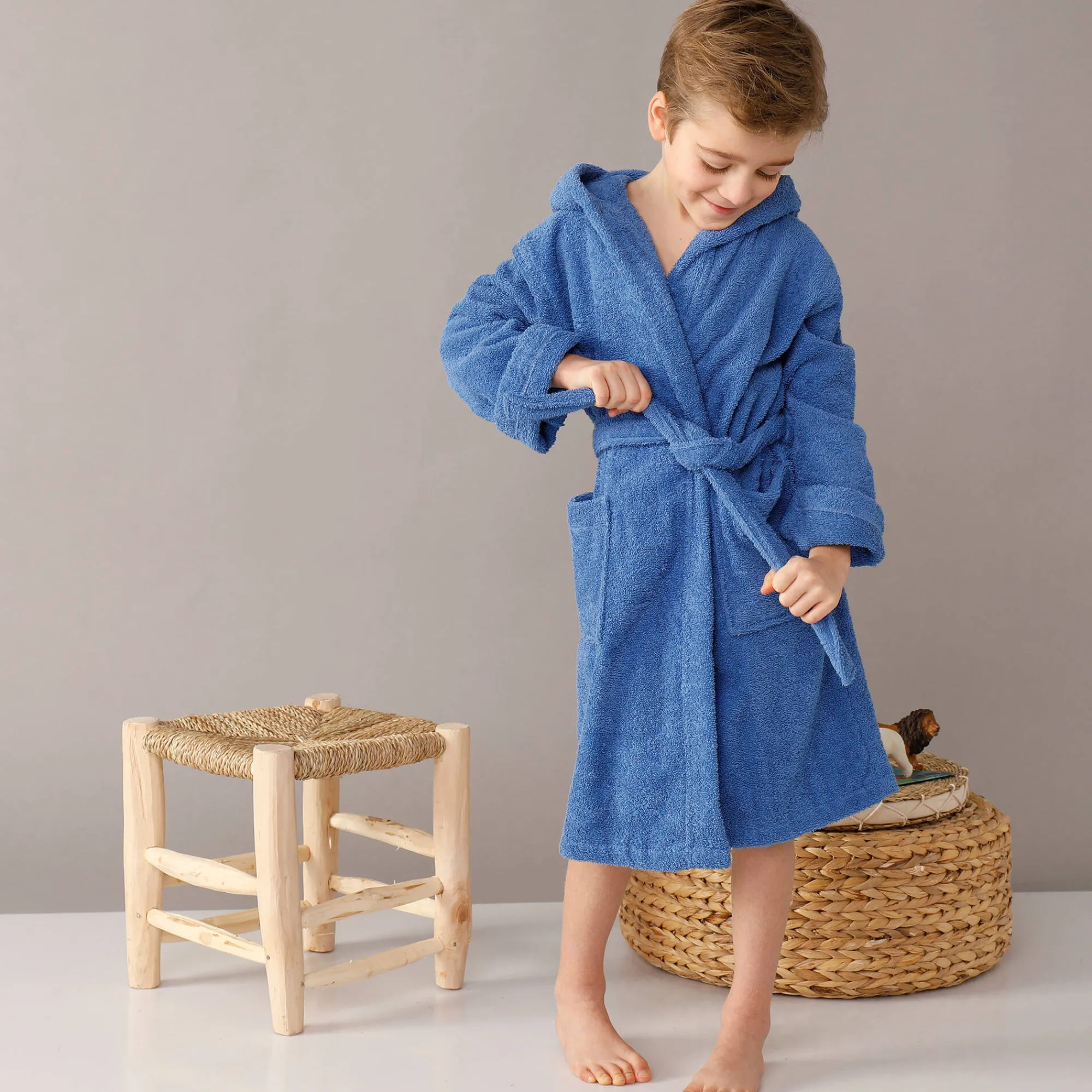 Badjas|Handdoek En Badlaken Kids<Colombine des petits Badjas in lusjesbadstof met kap, voor kinderen felblauw