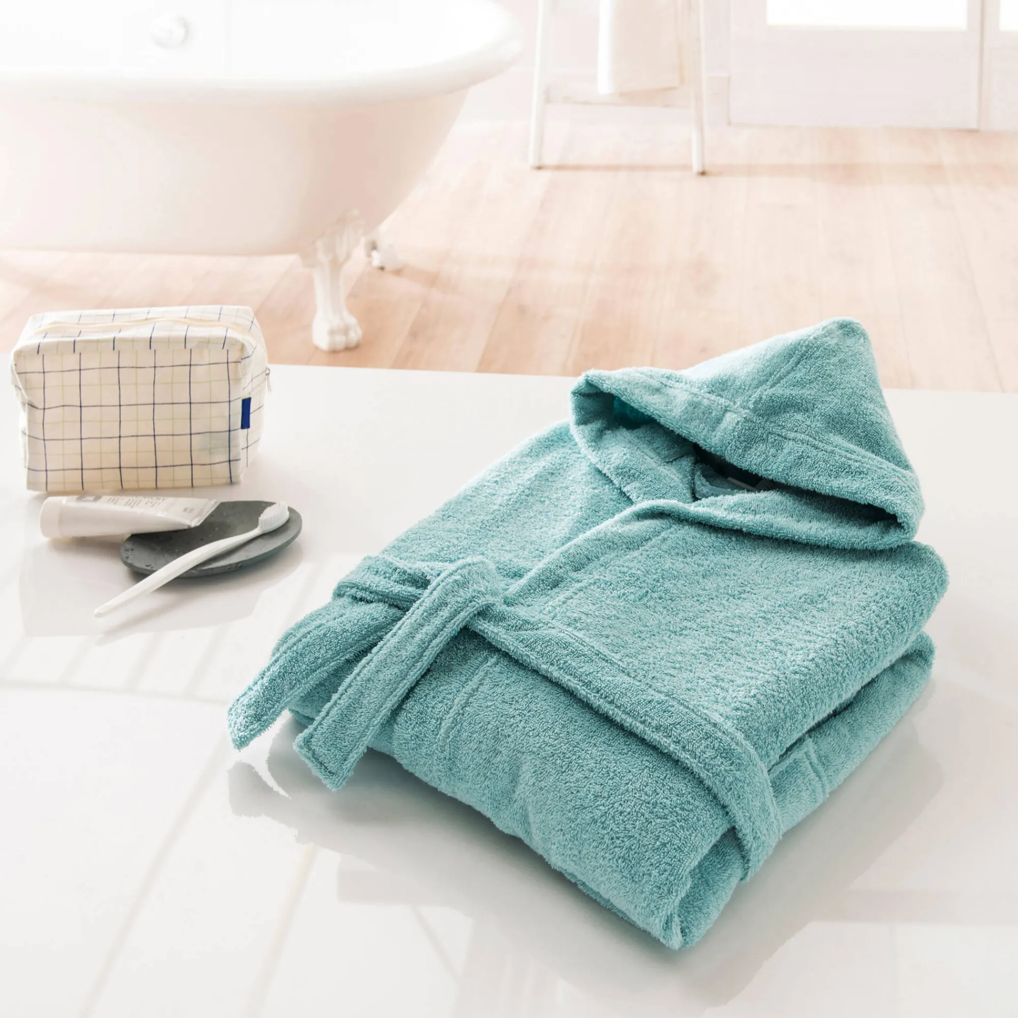 Badjas|Handdoek En Badlaken Kids<Colombine des petits Badjas in lusjesbadstof met kap, voor kinderen watergroen