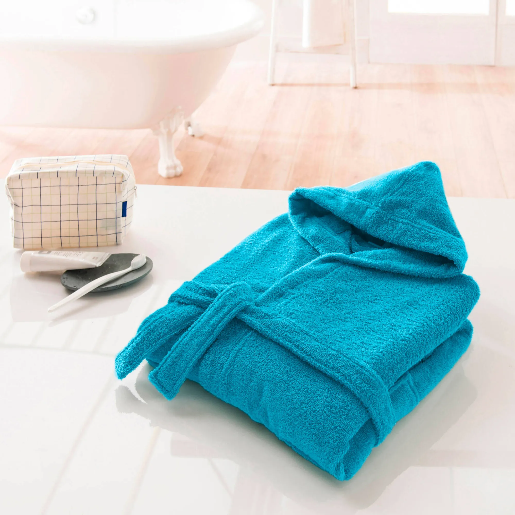 Badjas|Handdoek En Badlaken Kids<Colombine des petits Badjas in lusjesbadstof met kap, voor kinderen turkoois