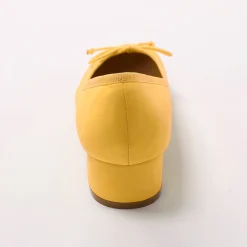 Ballerina's|Schoenen<Blancheporte Ballerina's met klein hakje kerrie