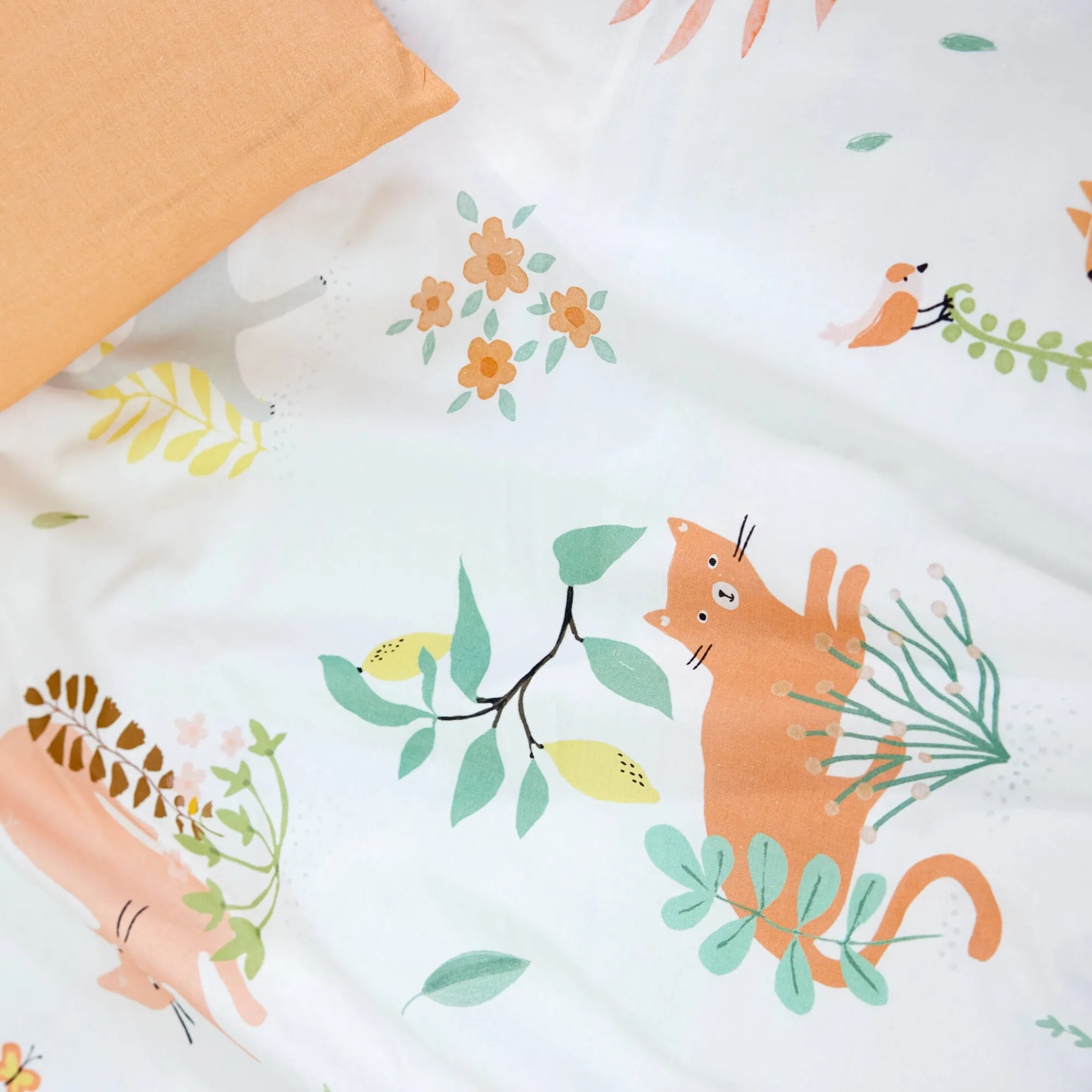 Bedlinnenset Kids|Bedlinnenset Kids<Colombine des petits Bedlinnen Chafou met kattenprint - katoen wit