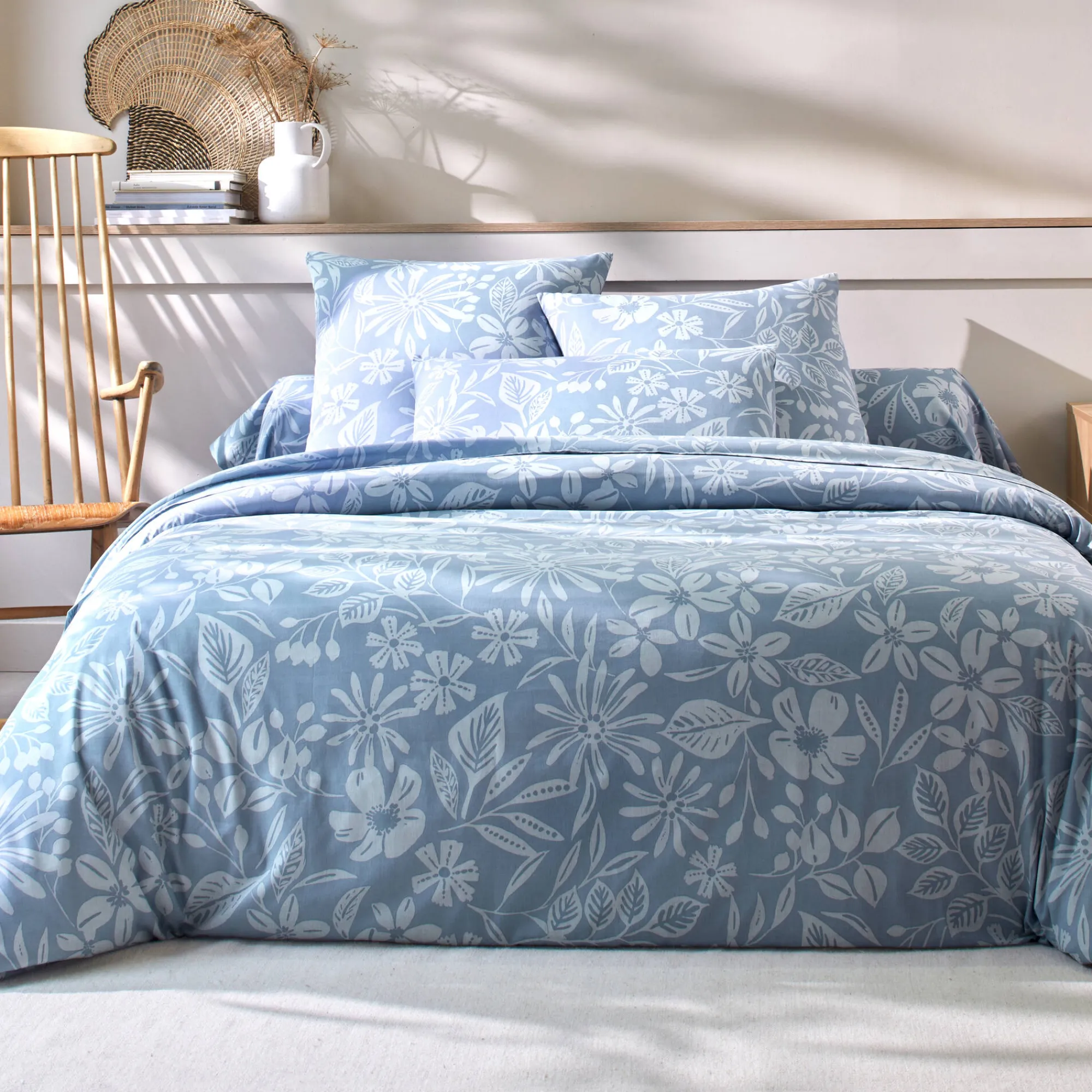 Fantasie Bedlinnen|Vlak Laken<Blancheporte Bedlinnen Céline, in katoen met bloemenprint grijsblauw