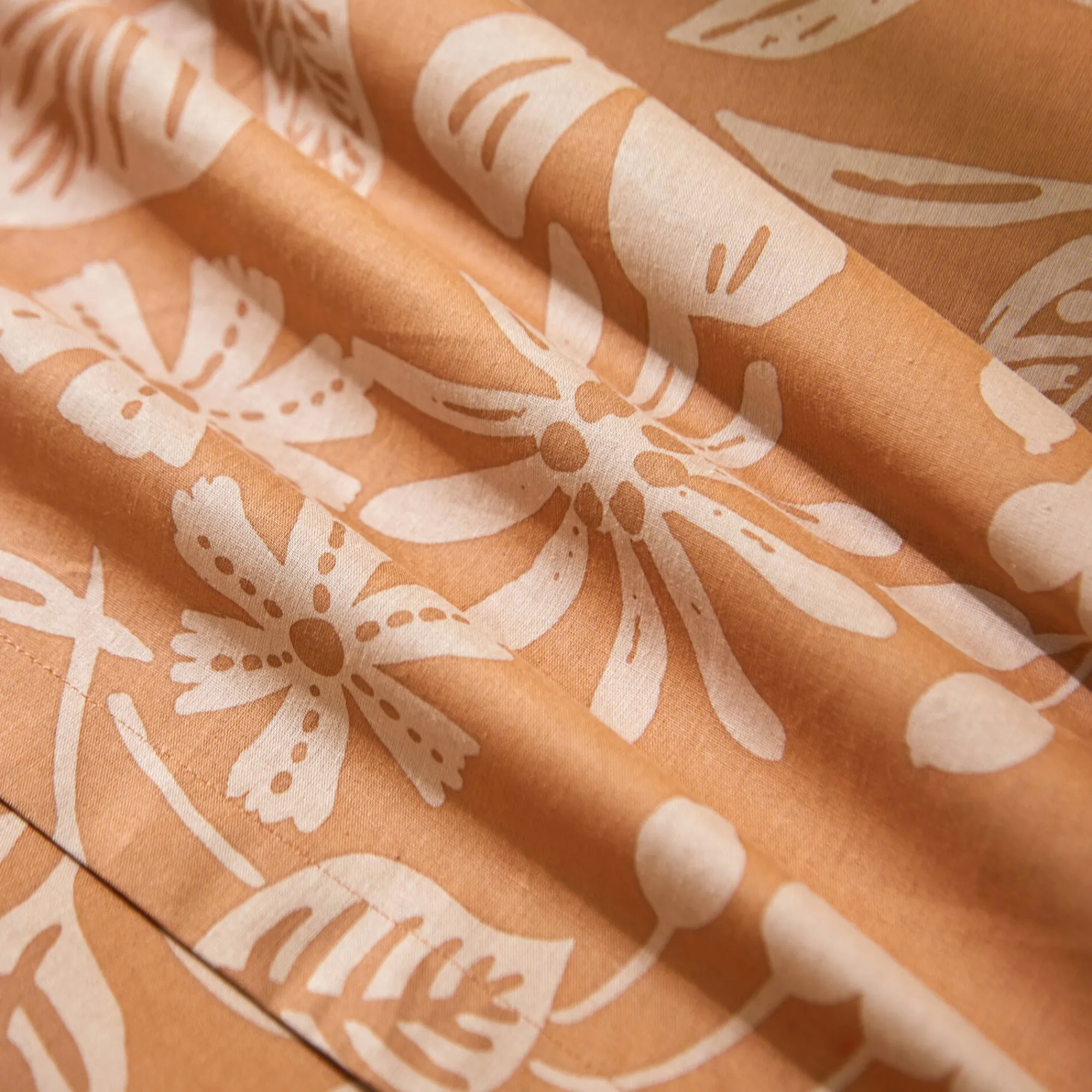 Fantasie Bedlinnen|Vlak Laken<Blancheporte Bedlinnen Céline, in katoen met bloemenprint karamel