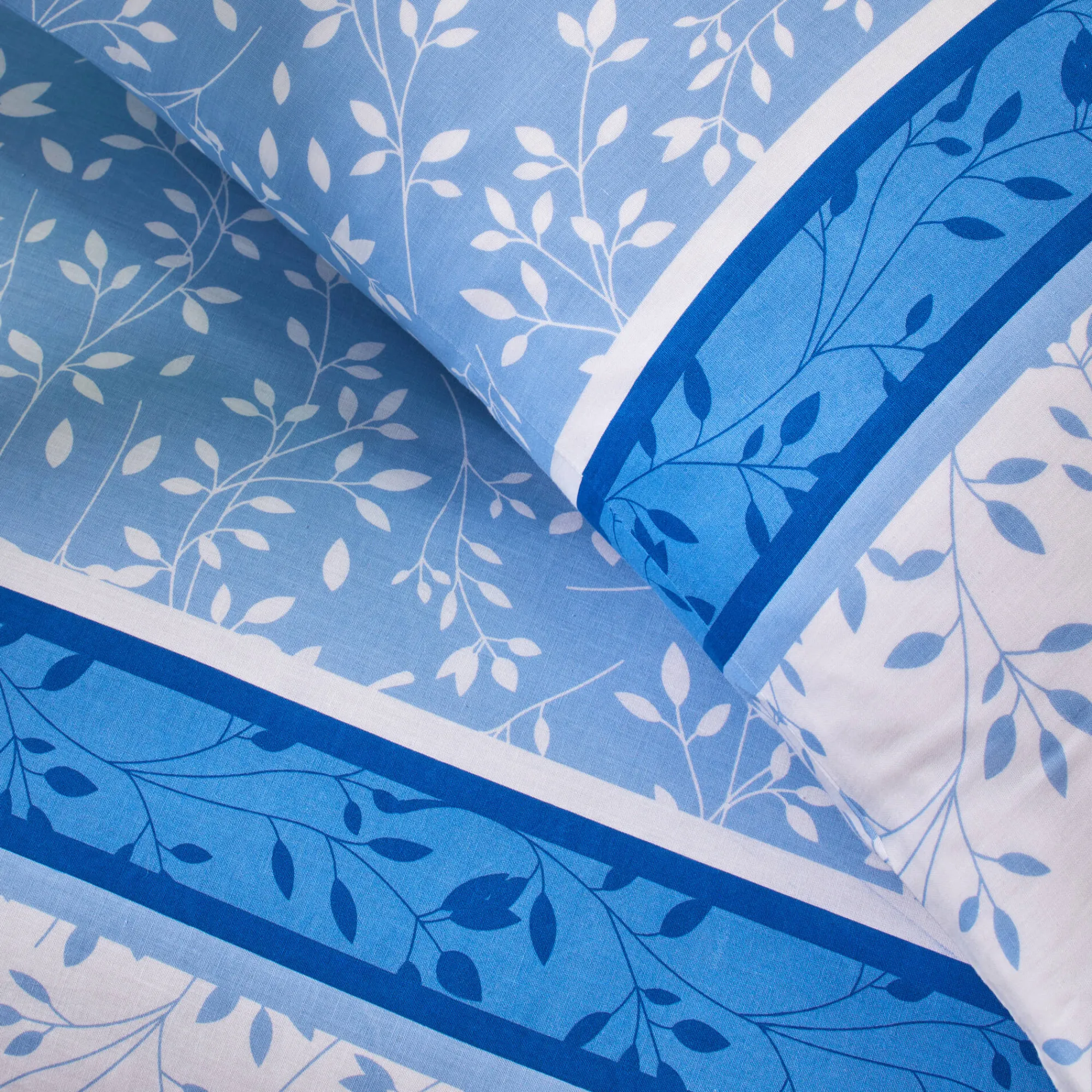Fantasie Bedlinnen|Vlak Laken<Blancheporte Bedlinnen Constance met bladerenprint, in katoen blauw