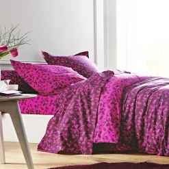 Fantasie Bedlinnen|Vlak Laken<Blancheporte Bedlinnen Héritage in flanel met krulmotieven<br> fuchsia / pruim