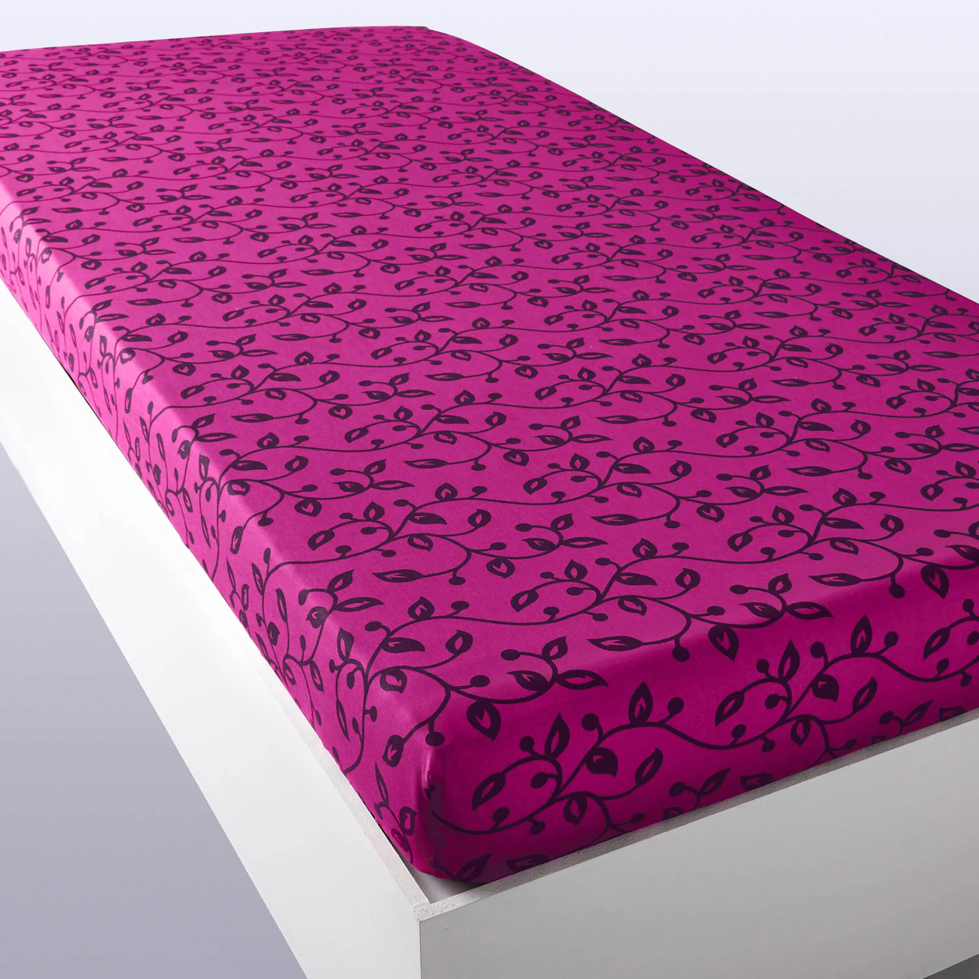 Fantasie Bedlinnen|Vlak Laken<Blancheporte Bedlinnen Héritage in katoen met krulmotieven fuchsia / pruim
