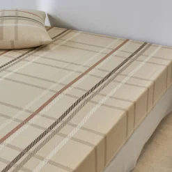 Fantasie Bedlinnen|Vlak Laken<Blancheporte Bedlinnen Karl met ruitprint, in flanel beige