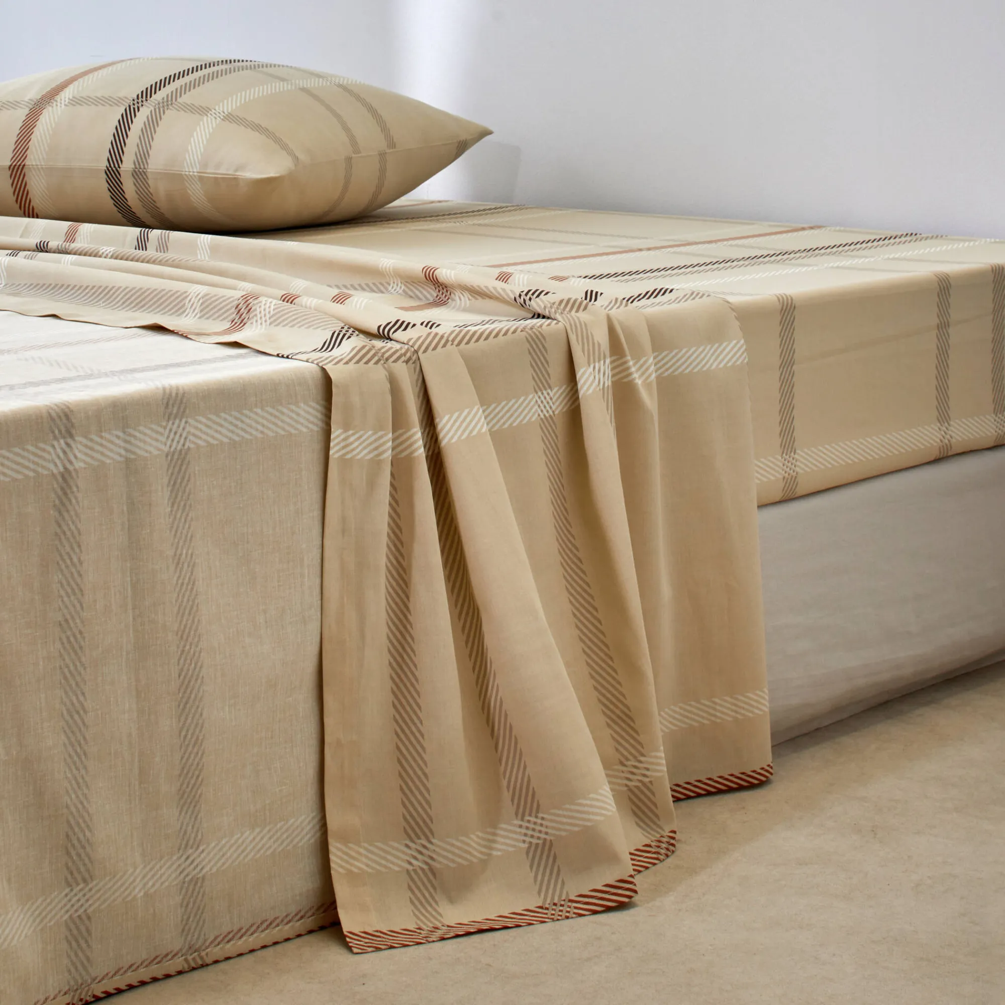 Fantasie Bedlinnen|Vlak Laken<Blancheporte Bedlinnen Karl met ruitprint, in flanel beige
