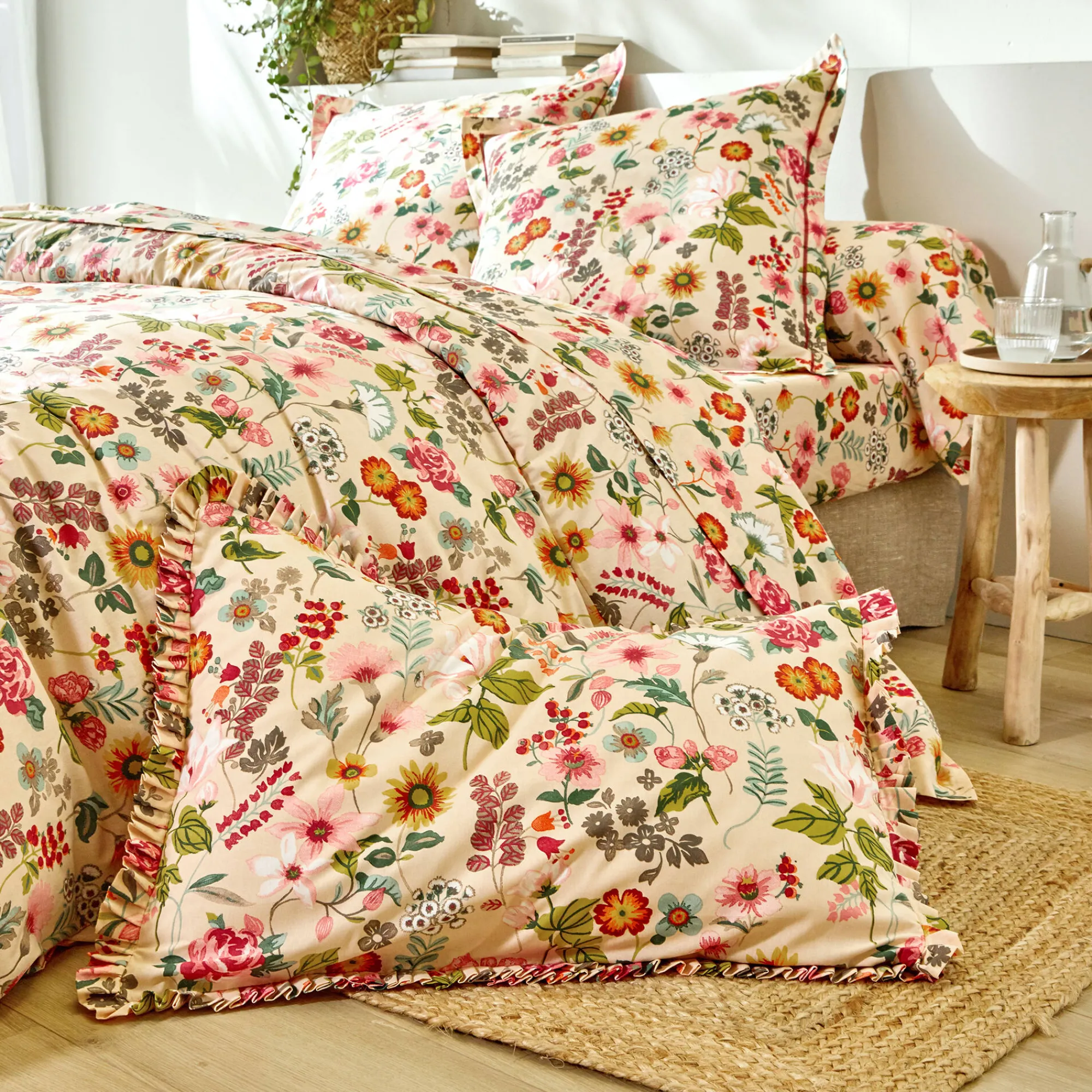 Fantasie Bedlinnen|Vlak Laken<Blancheporte Bedlinnen Kelly in katoen met bloemenprint beige