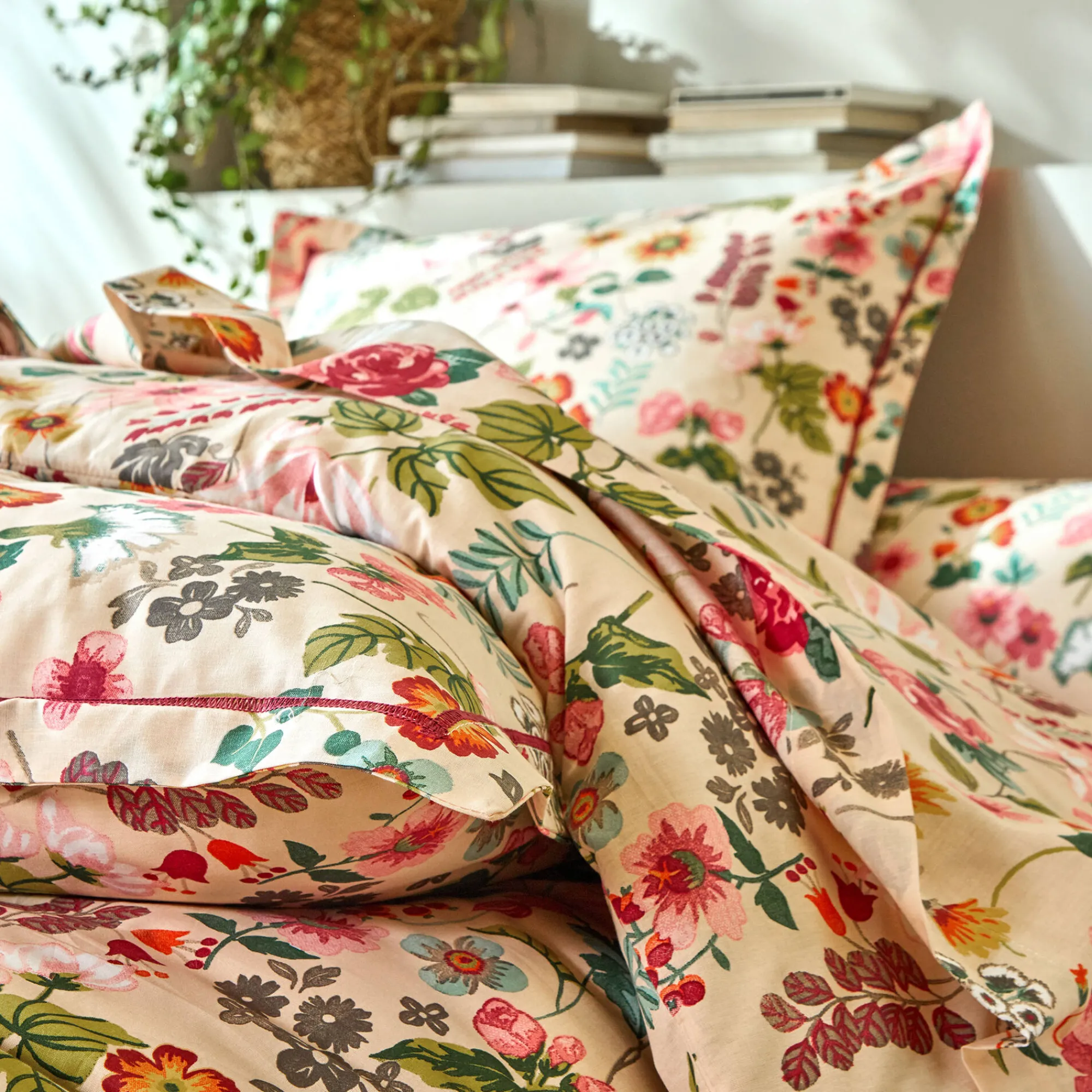 Fantasie Bedlinnen|Vlak Laken<Blancheporte Bedlinnen Kelly in katoen met bloemenprint beige