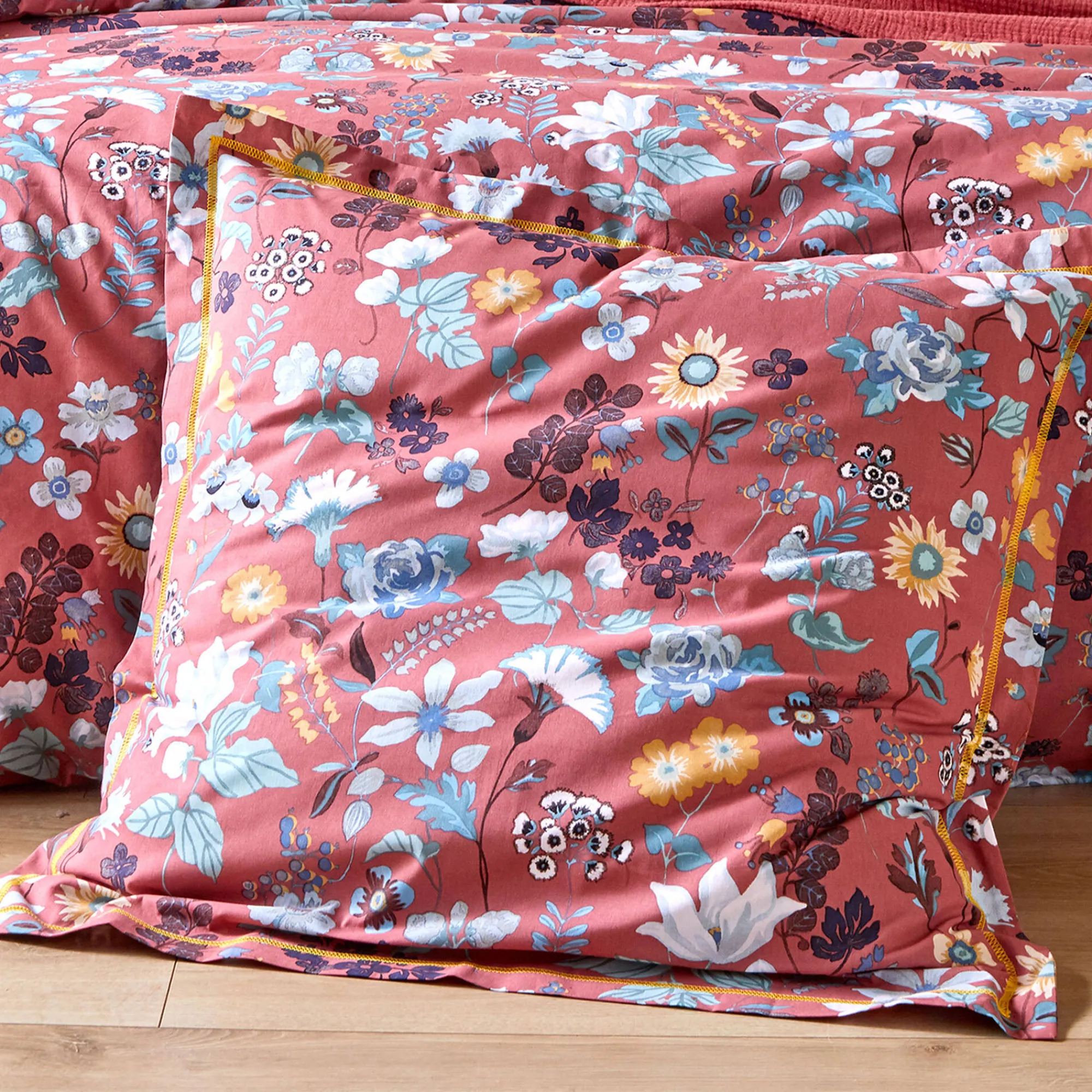 Fantasie Bedlinnen|Vlak Laken<Blancheporte Bedlinnen Kelly in katoen met bloemenprint rozenhout
