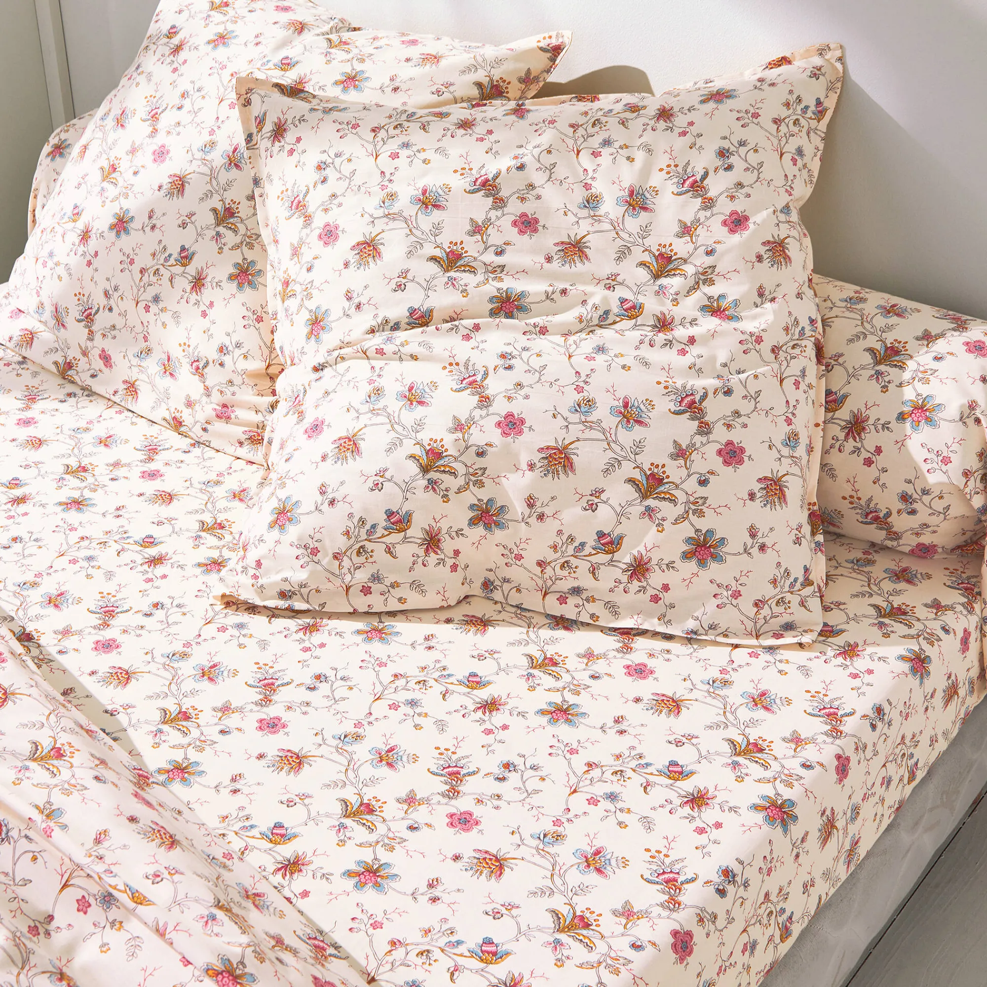 Fantasie Bedlinnen|Vlak Laken<Blancheporte Bedlinnen Margaux in katoen met bloemenprint ecru