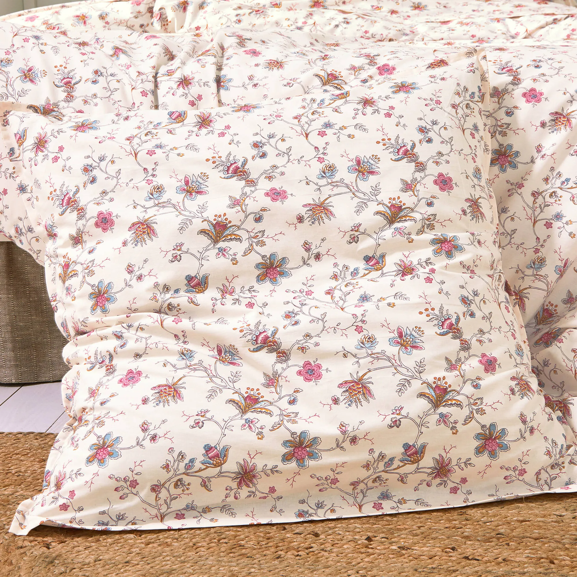 Fantasie Bedlinnen|Vlak Laken<Blancheporte Bedlinnen Margaux in katoen met bloemenprint ecru