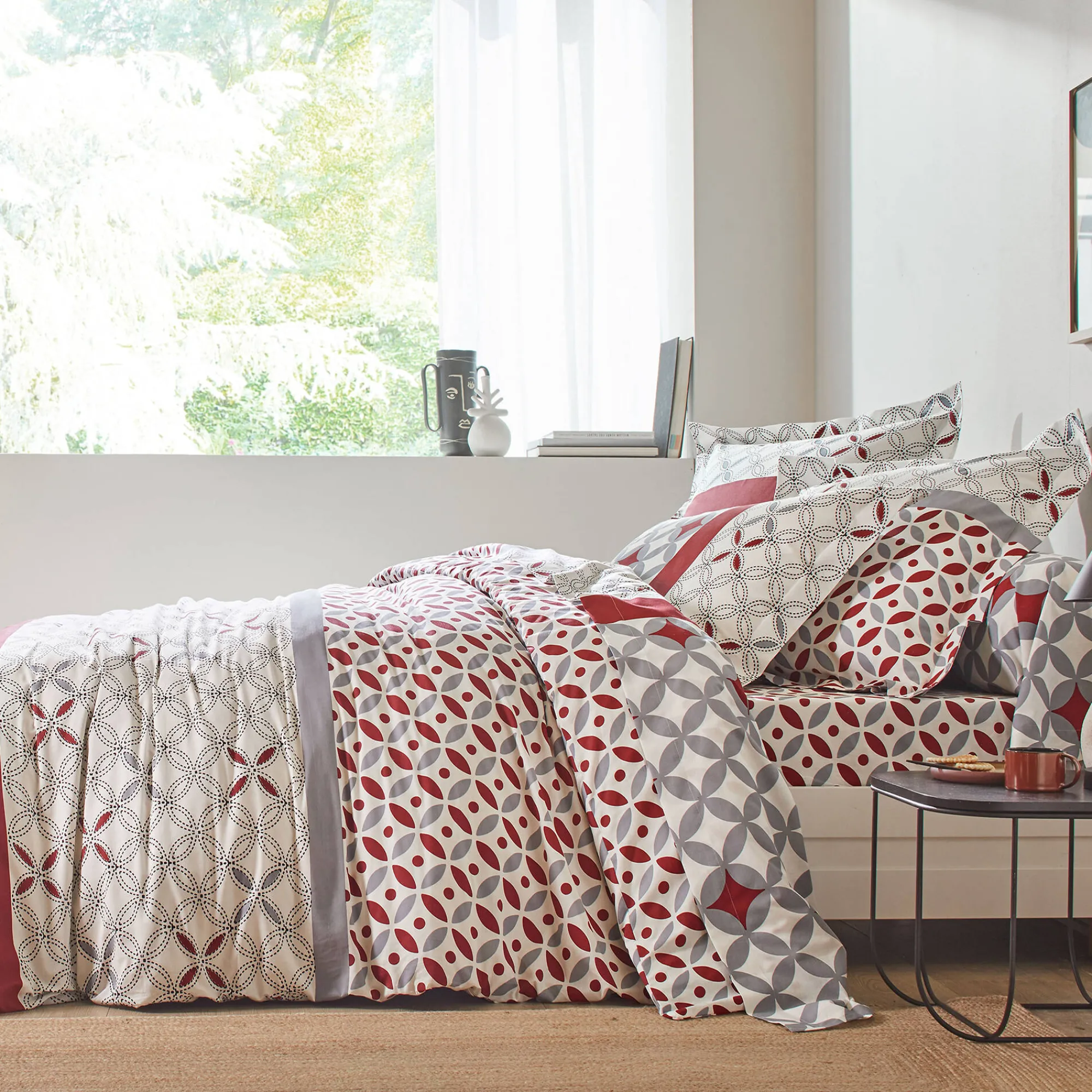 Fantasie Bedlinnen|Vlak Laken<Colombine Bedlinnen Marlow, katoen met geometrische motieven grijs / rood