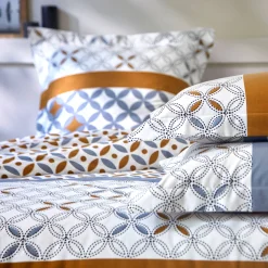 Fantasie Bedlinnen|Vlak Laken<Colombine Bedlinnen Marlox in katoen met geometrische motieven grijs / karamel
