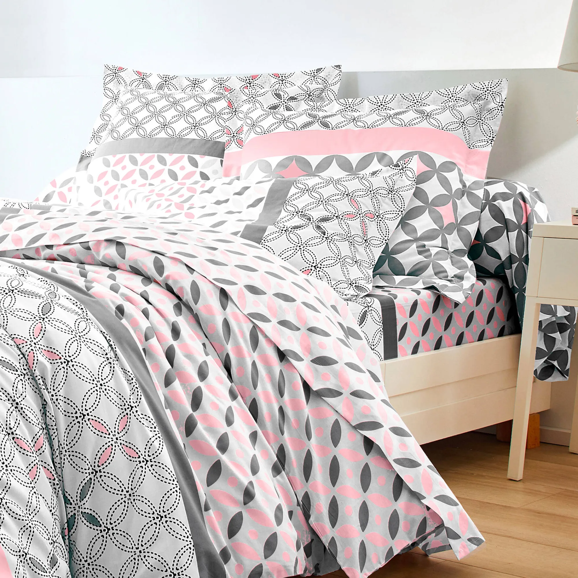 Fantasie Bedlinnen|Vlak Laken<Colombine Bedlinnen Marlox in katoen met geometrische motieven grijs / roze