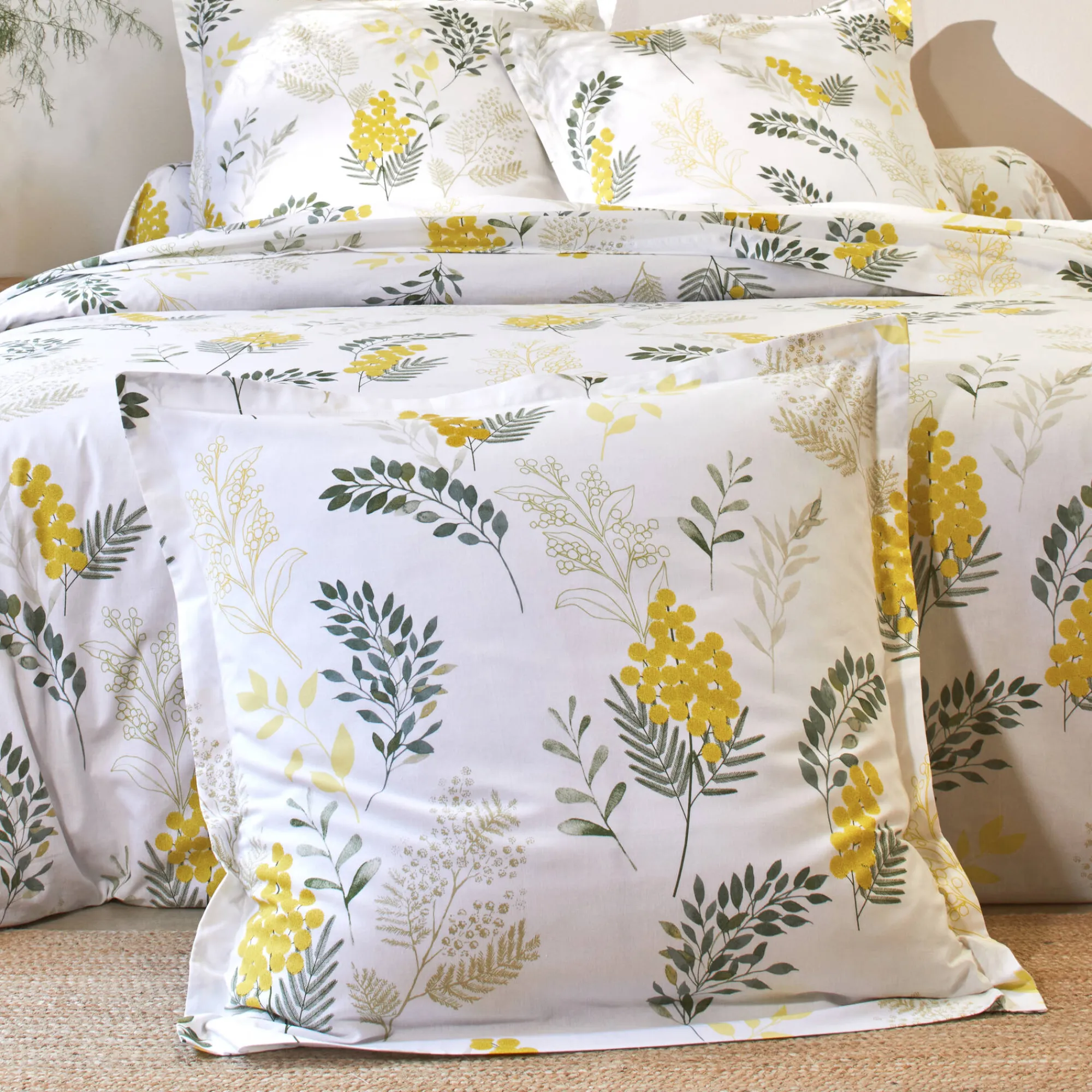 Fantasie Bedlinnen|Vlak Laken<Colombine Bedlinnen Mimosa in katoen met bloemenprint geel