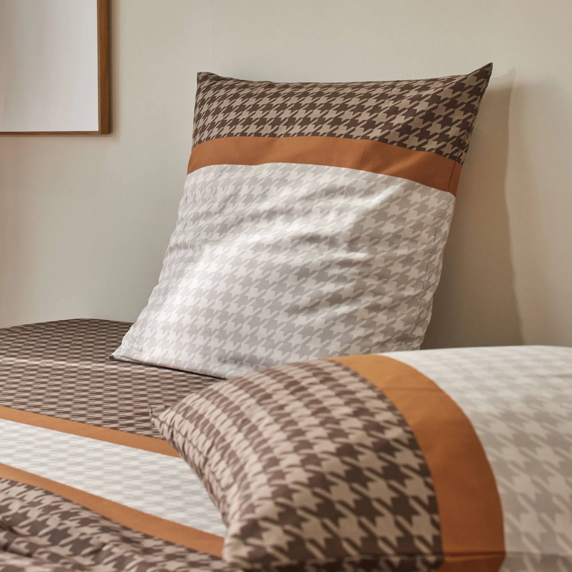 Fantasie Bedlinnen|Vlak Laken<Blancheporte Bedlinnen Pierre in katoen met pied-de-poule print beige