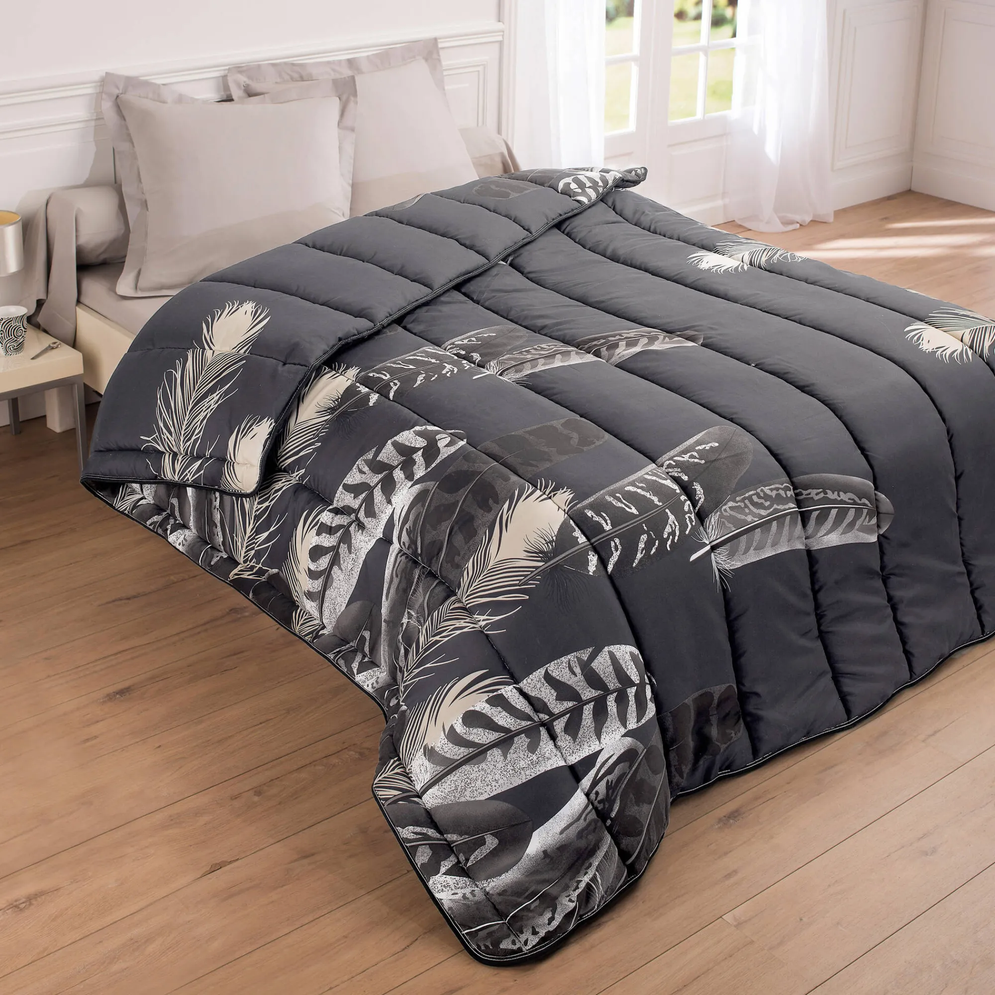 Dekbed<Blancheporte Bedrukt dekbed in microvezel Plumes 400g/m2 zwart