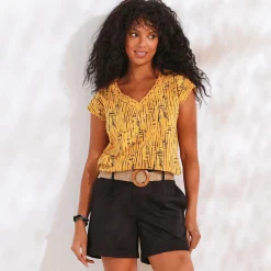 T-Shirt En Topje<Blancheporte Bedrukt T-shirt, V-hals in macramé en etnisch motief saffraangeel / zwart