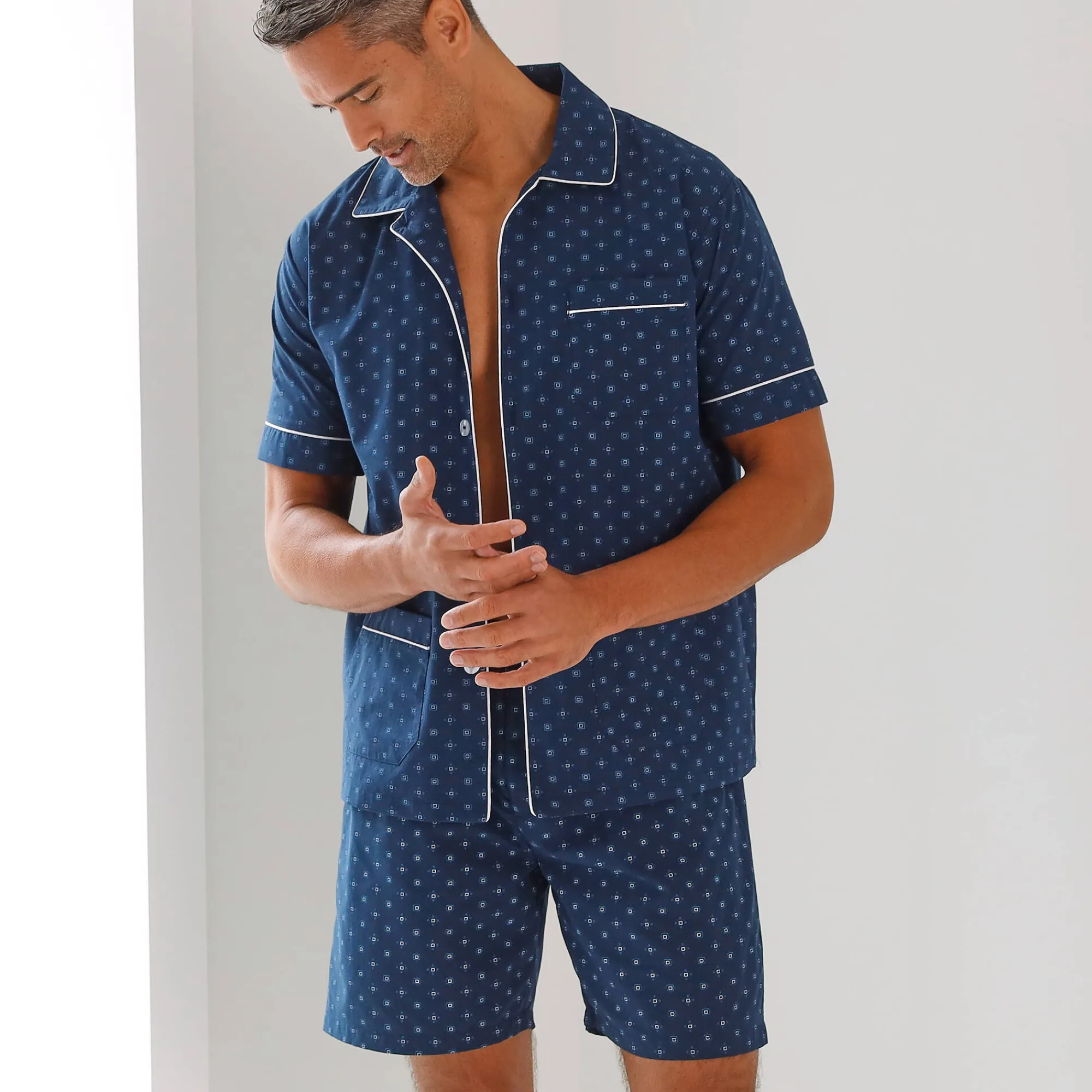 Pyjama En Kamerjas<Blancheporte Bedrukte shortama in popeline marine