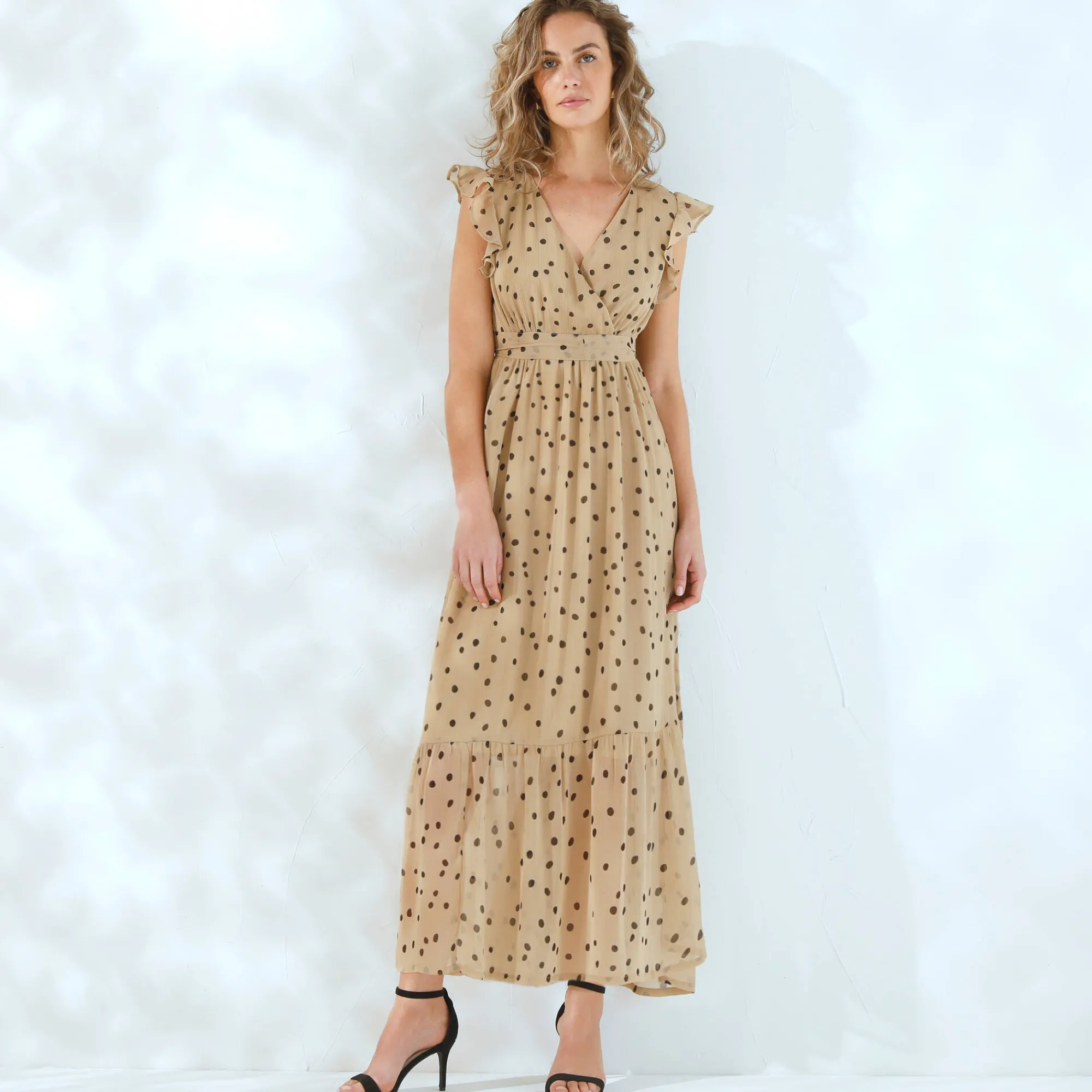 Jurk<Blancheporte Bedrukte voile mouwloze wikkeljurk beige / zwart