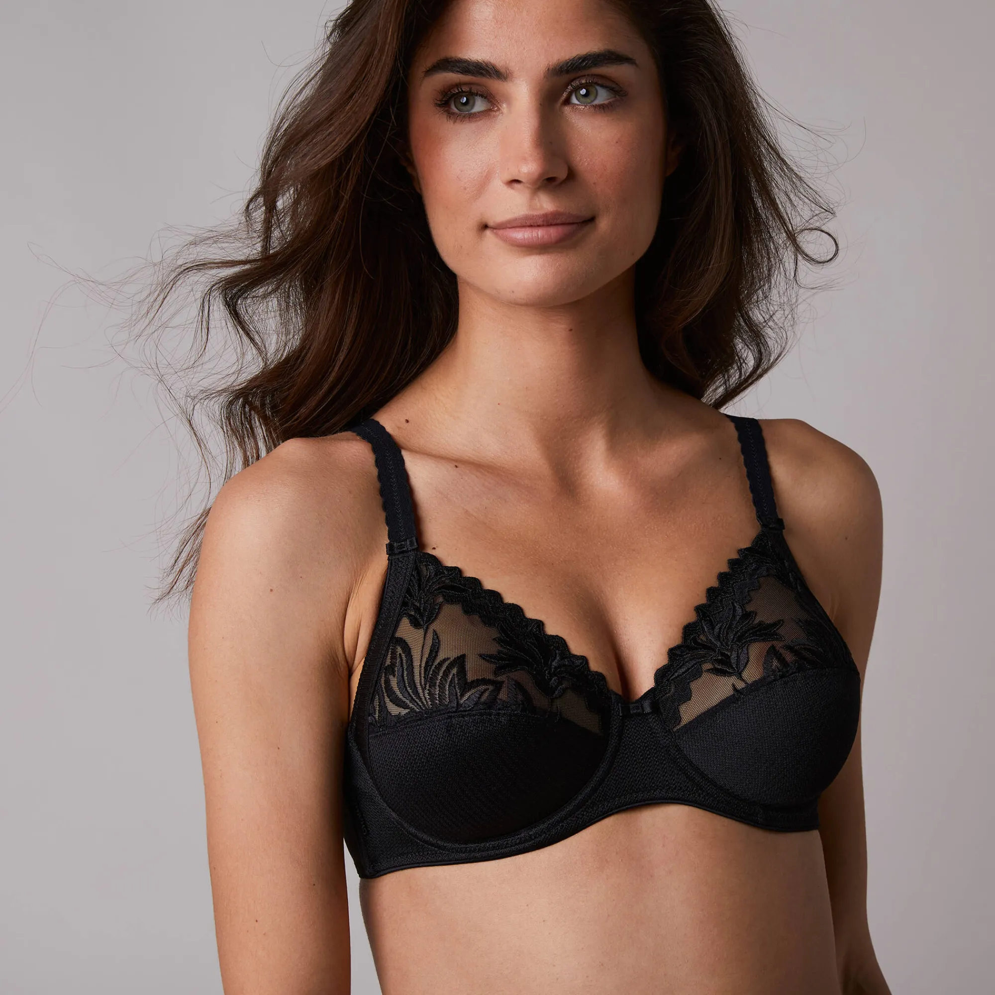 Feestelijke Lingerie|Beha<Chantelle Beha Amazone - met beugels zwart