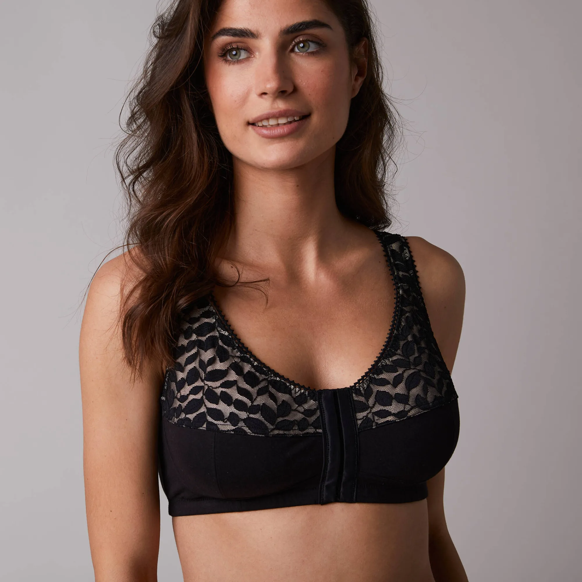 Beha<Confidence Lingerie Beha in kant en katoen met sluiting vooraan - zonder beugels zwart