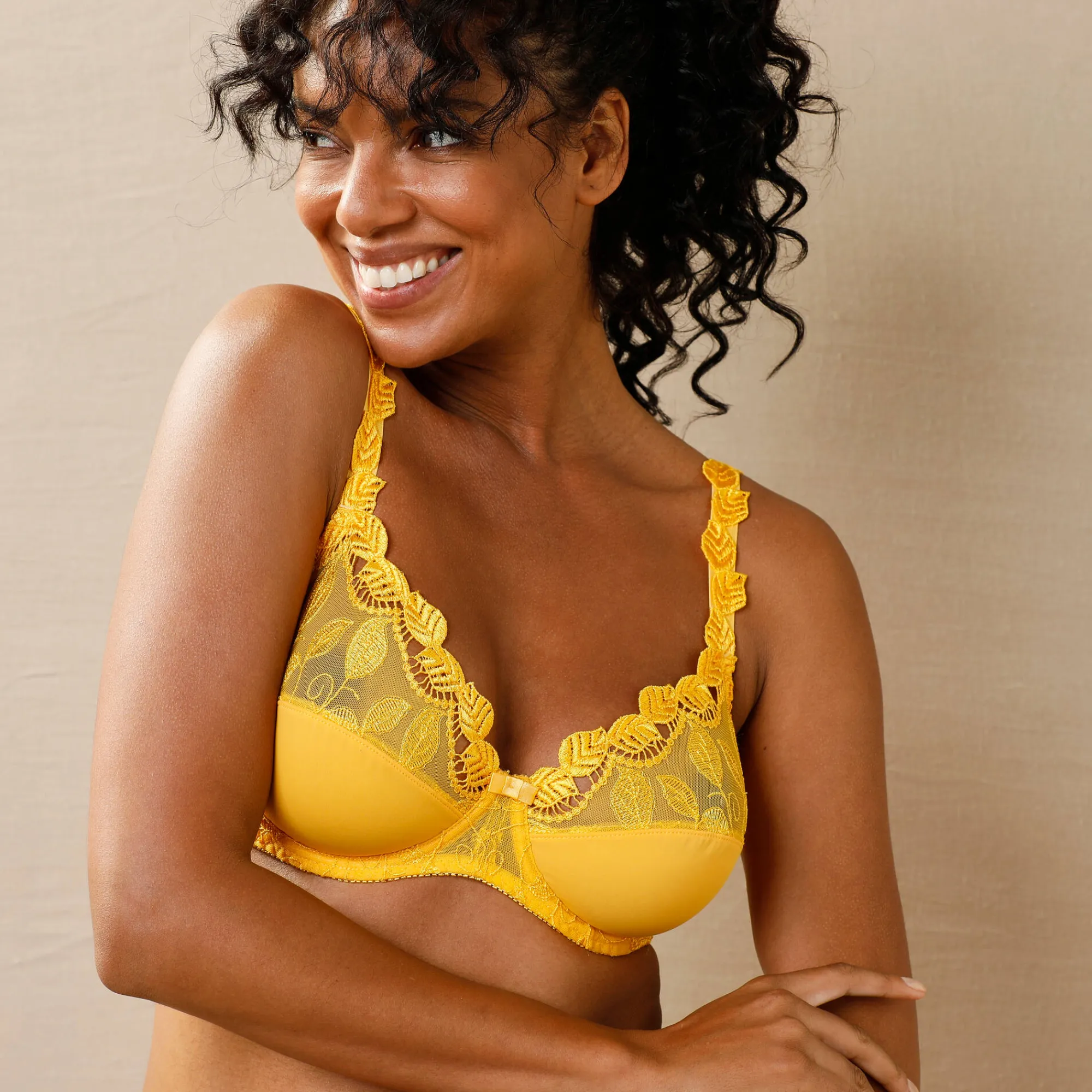 Beha<Confidence Lingerie Beha in microvezel Rima - met beugels geel