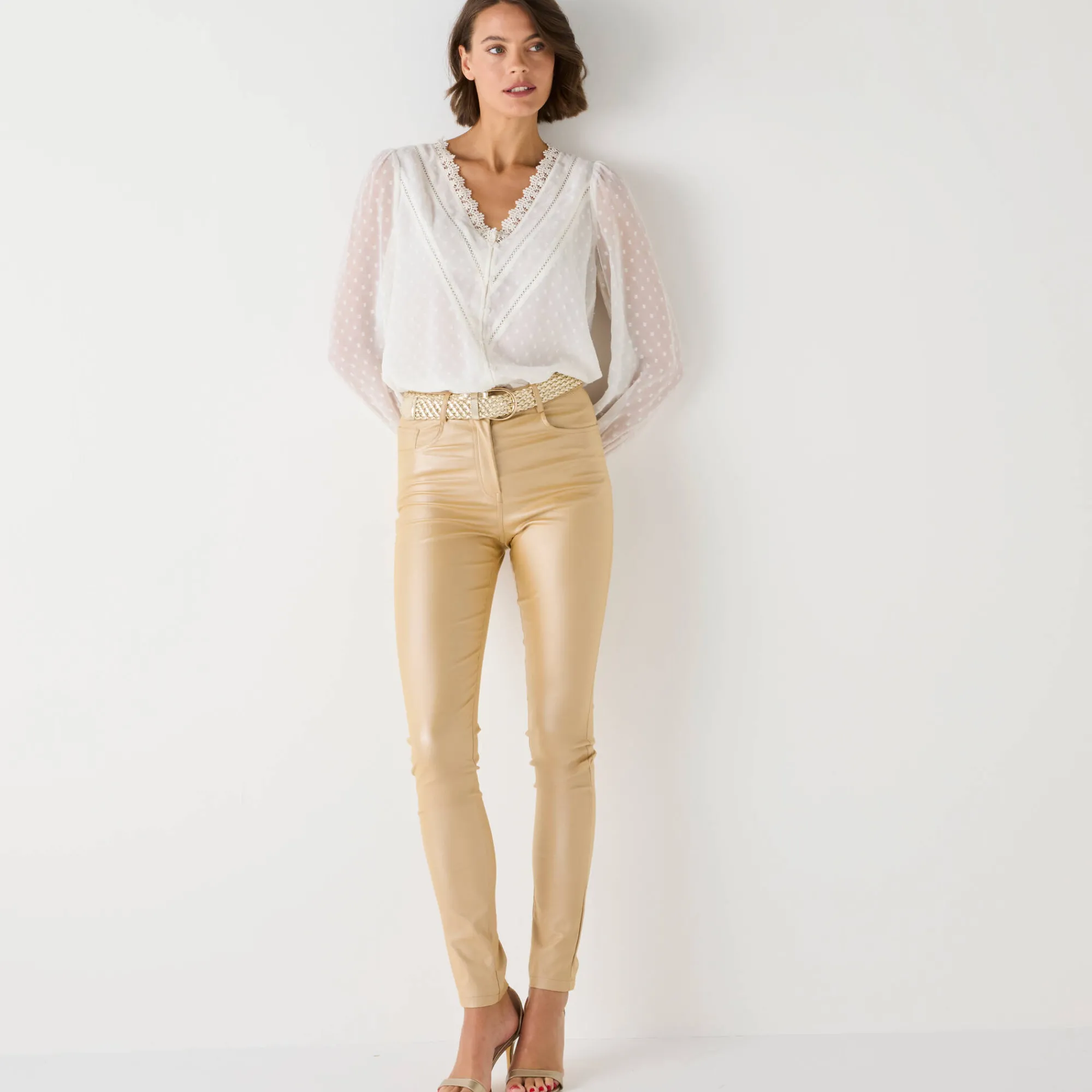 Feestoutfits Dames|Bloes En Tuniek<Blancheporte Bloes in plumetisvoile, details in macramé ecru