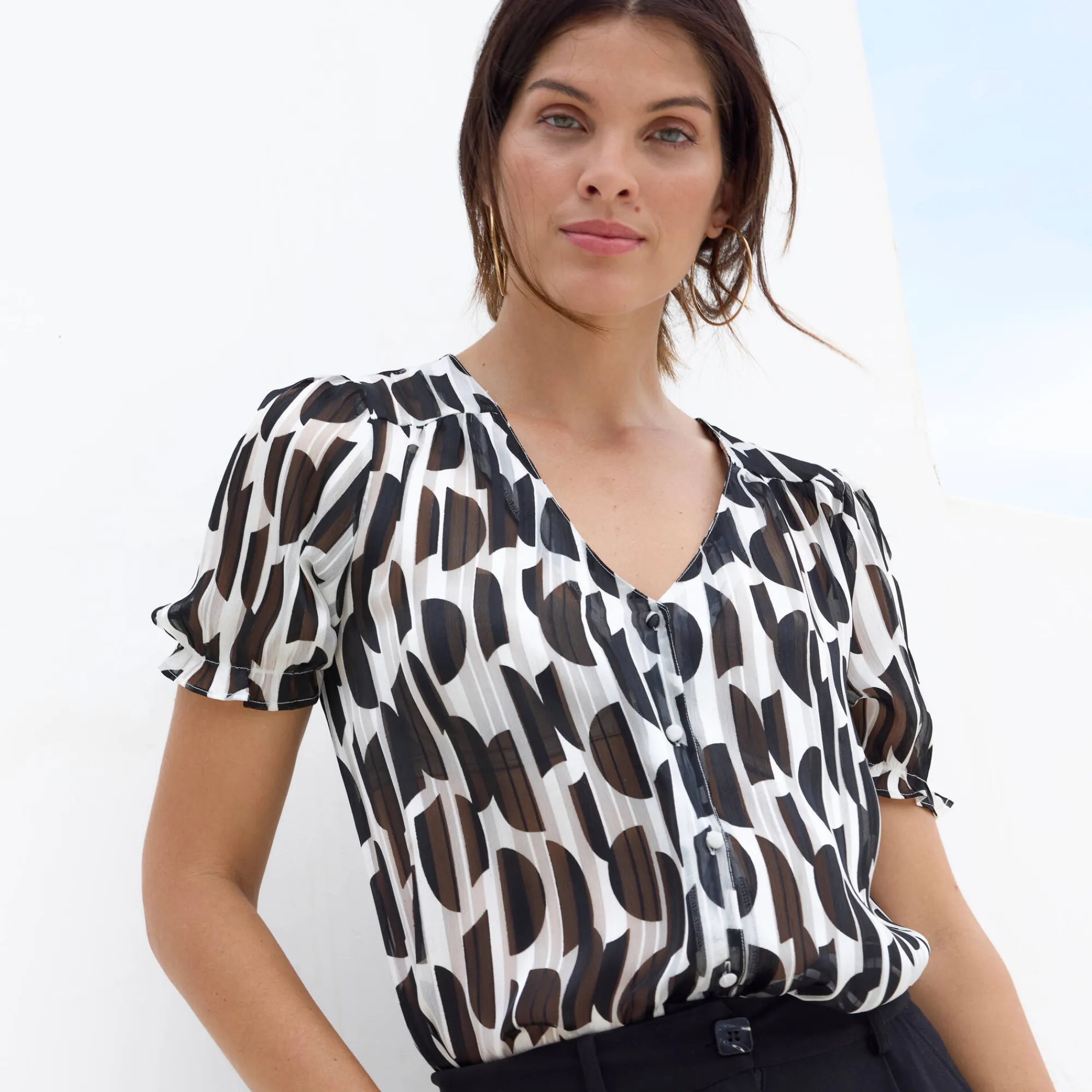 Bloes En Tuniek<Blancheporte Bloes met bloezende mouwen en tweekleurige print, jacquardvoile zwart / ecru