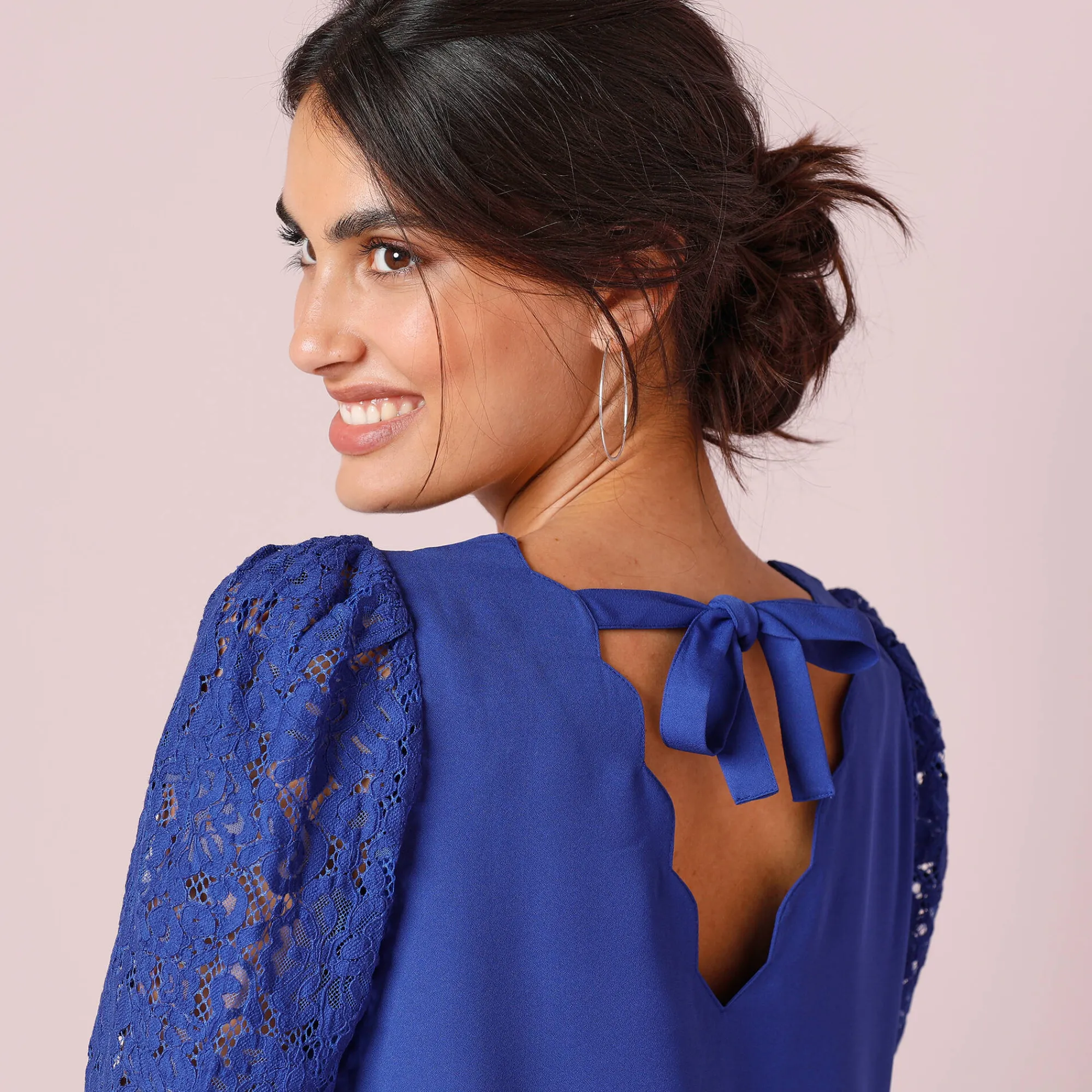 Feestoutfits Dames|Bloes En Tuniek<Blancheporte Bloes met festonrand achter blauw