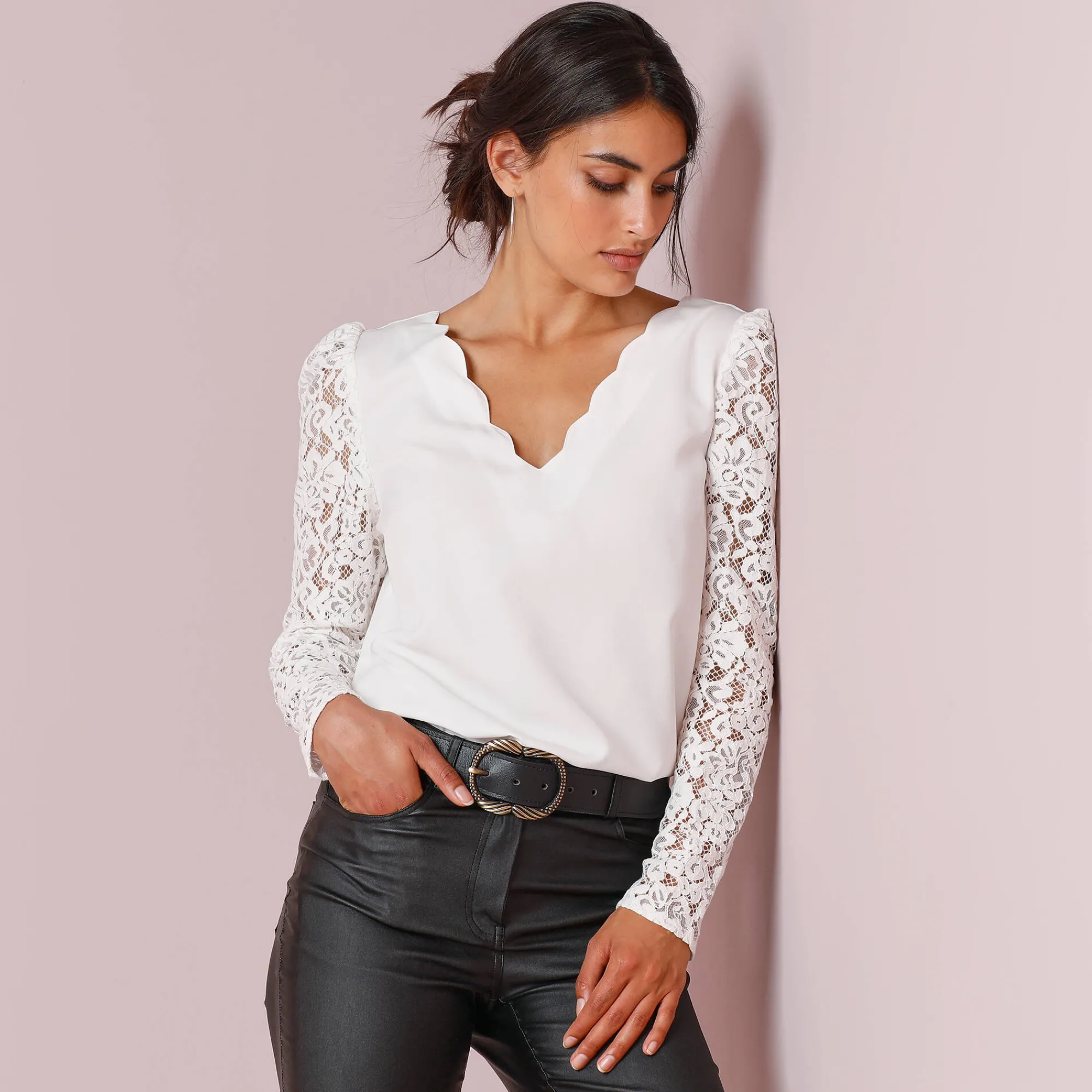 Feestoutfits Dames|Bloes En Tuniek<Blancheporte Bloes met festonrand achter ecru