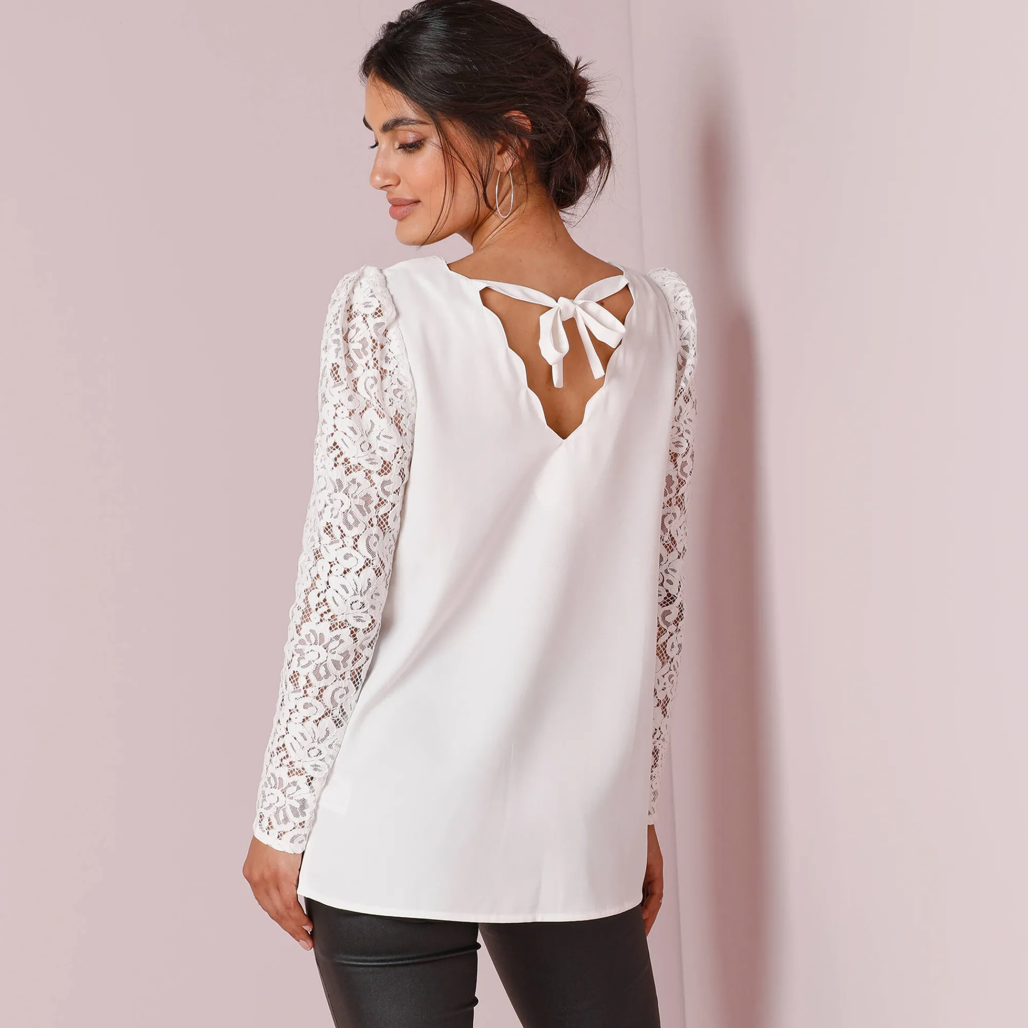 Feestoutfits Dames|Bloes En Tuniek<Blancheporte Bloes met festonrand achter ecru