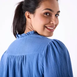 Bloes En Tuniek<Blancheporte Bloes met knoopsluiting en macramé, katoengaas indigo