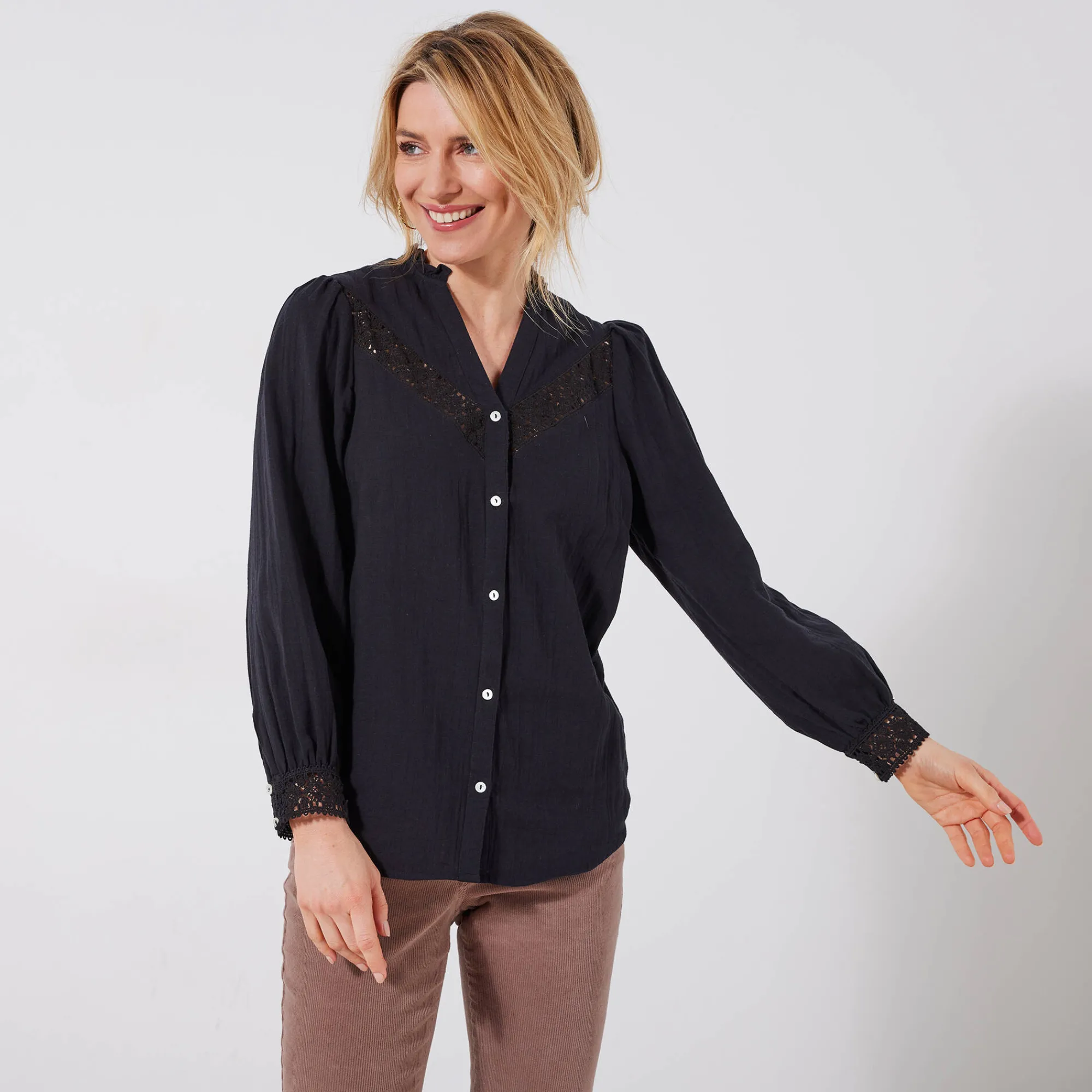 Feestoutfits Dames|Bloes En Tuniek<Blancheporte Bloes met knoopsluiting en macramé, katoengaas zwart