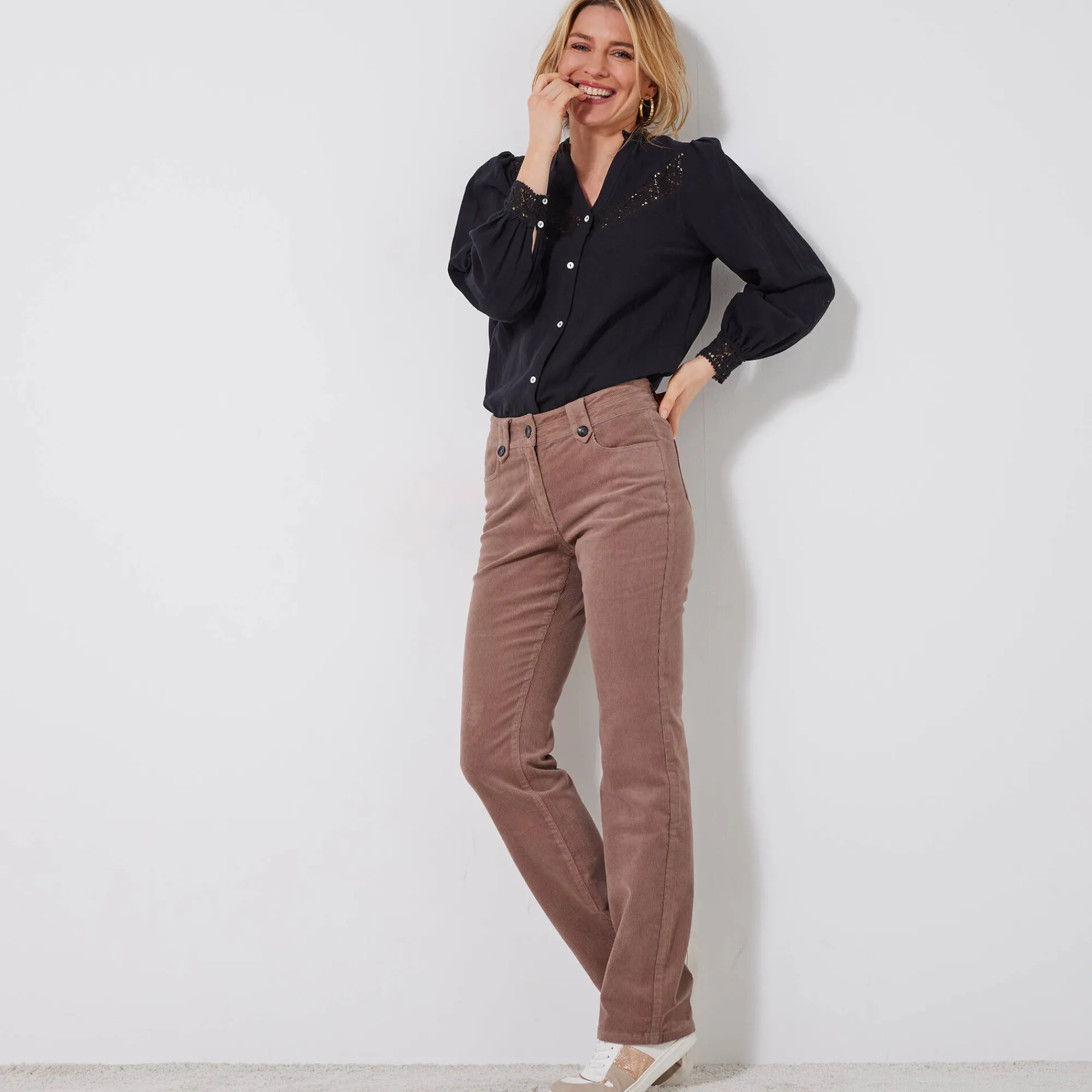 Feestoutfits Dames|Bloes En Tuniek<Blancheporte Bloes met knoopsluiting en macramé, katoengaas zwart