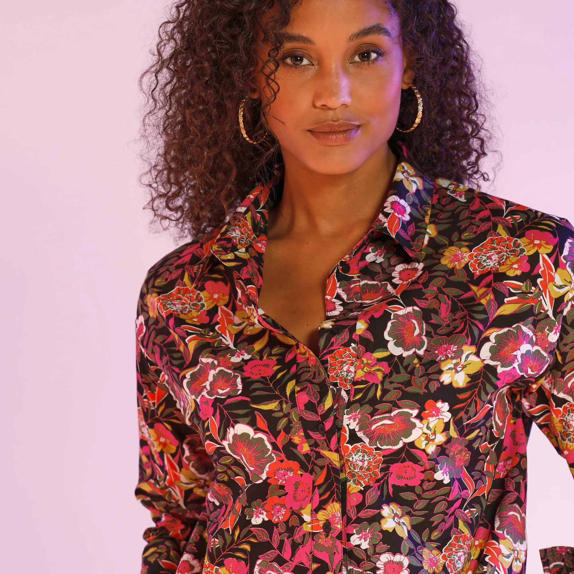 Bloes En Tuniek<Blancheporte Bloes met knoopsluiting met bloemenprint, gerecycleerd polyester(**) zwart / fuchsia