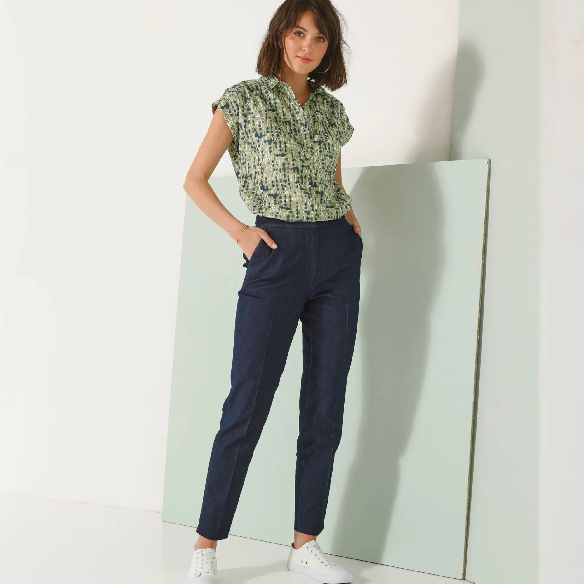 Bloes En Tuniek<Blancheporte Bloes met korte mouwen en omslag, minimalistische print groen / marine