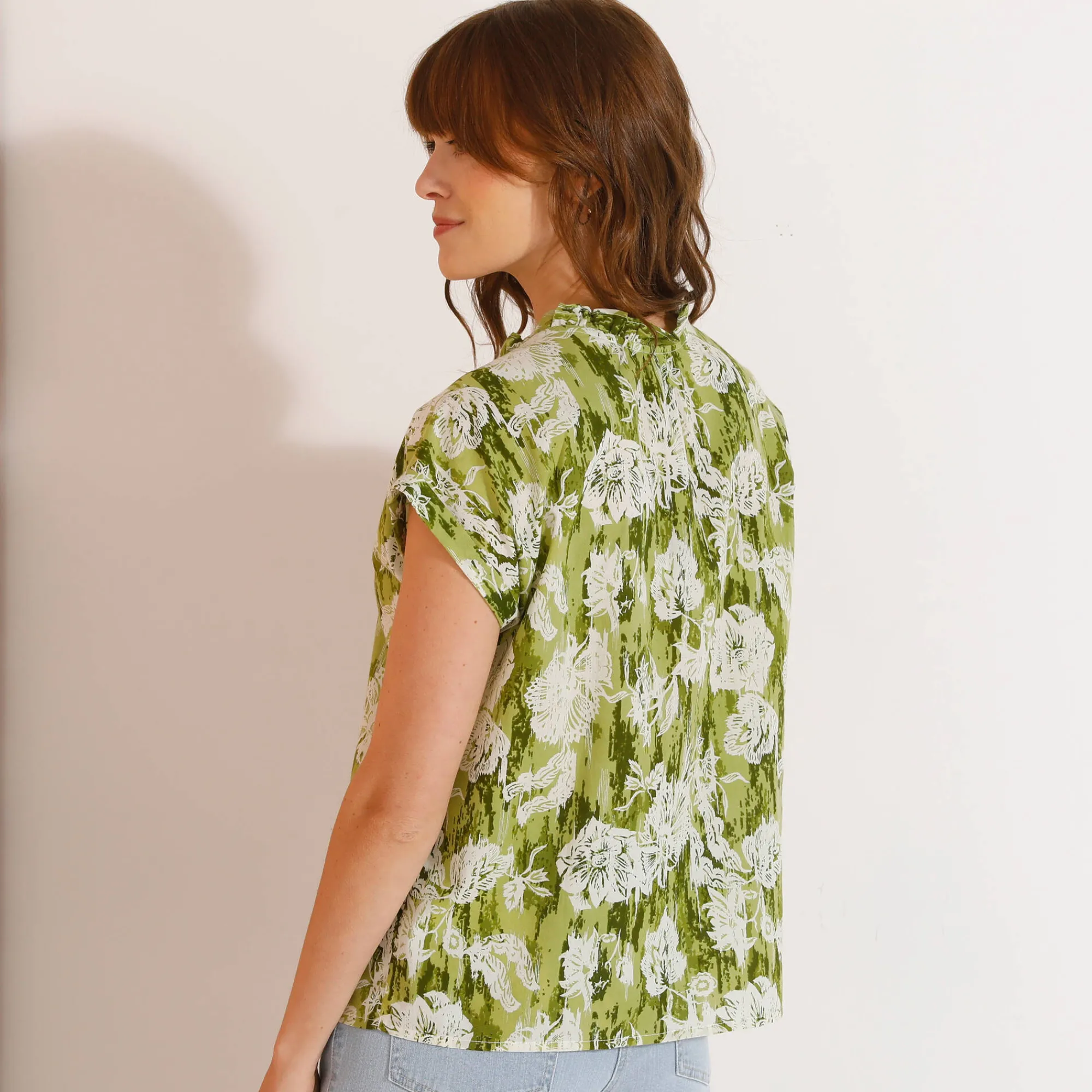 Bloes En Tuniek<Blancheporte Bloes met korte mouwen, kraag met stroken, bloemenprint mosgroen