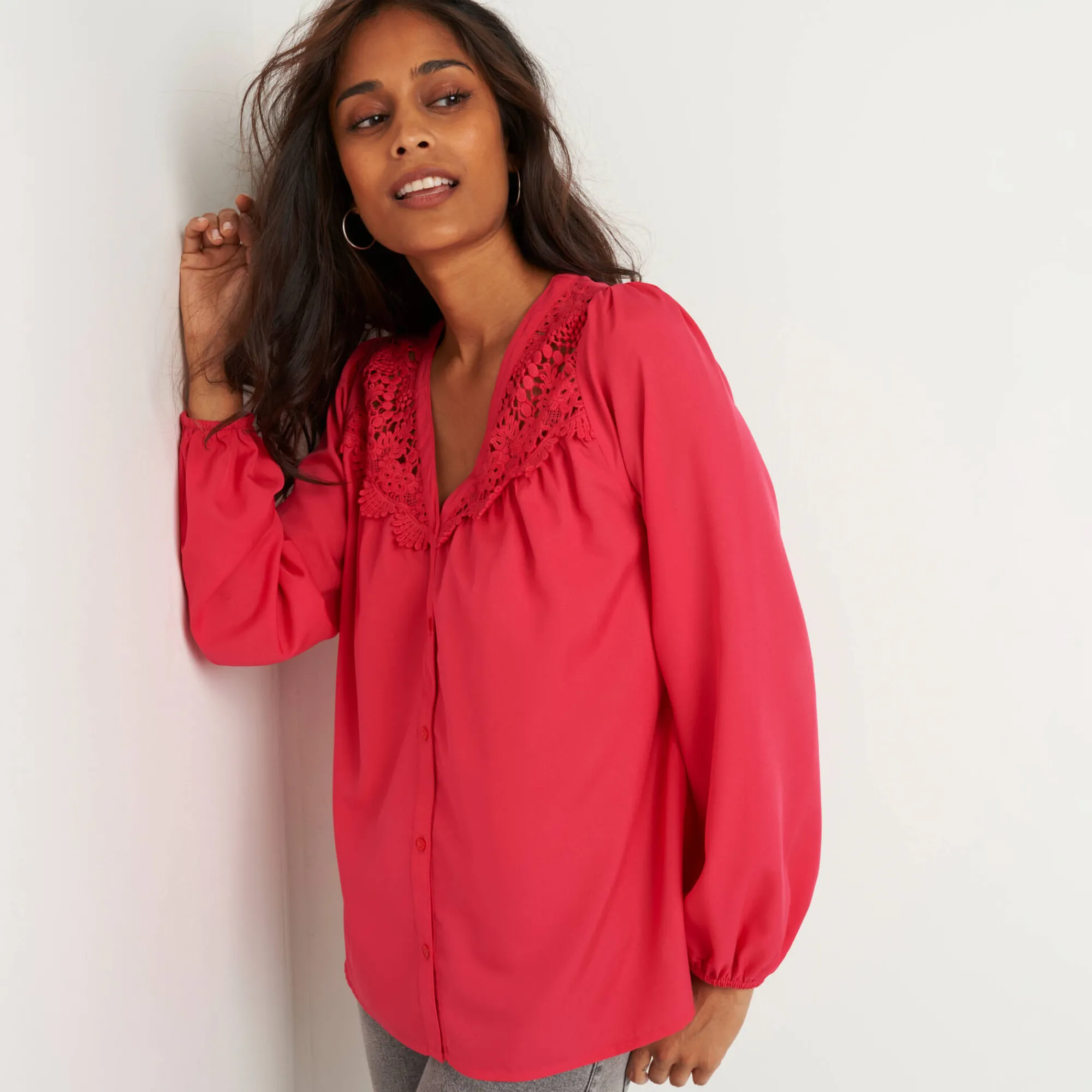 Bloes En Tuniek<Blancheporte Bloes met pasje in geschulpt macramé, bloezende mouwen framboos