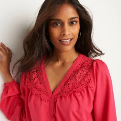 Bloes En Tuniek<Blancheporte Bloes met pasje in geschulpt macramé, bloezende mouwen framboos