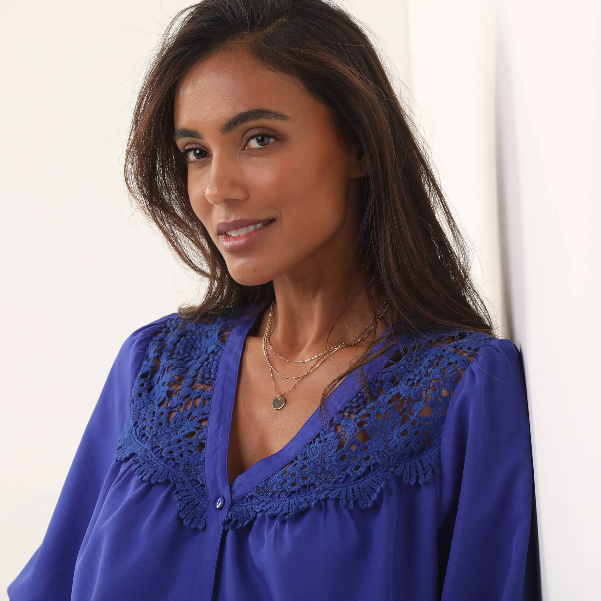 Feestoutfits Dames|Bloes En Tuniek<Blancheporte Bloes met pasje in geschulpt macramé, bloezende mouwen inktblauw