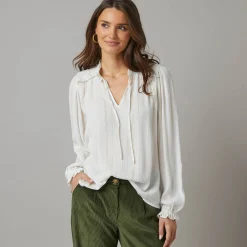 Bloes En Tuniek<Lora Zellini Bloes met smokwerk in crepon, glansdraad ecru
