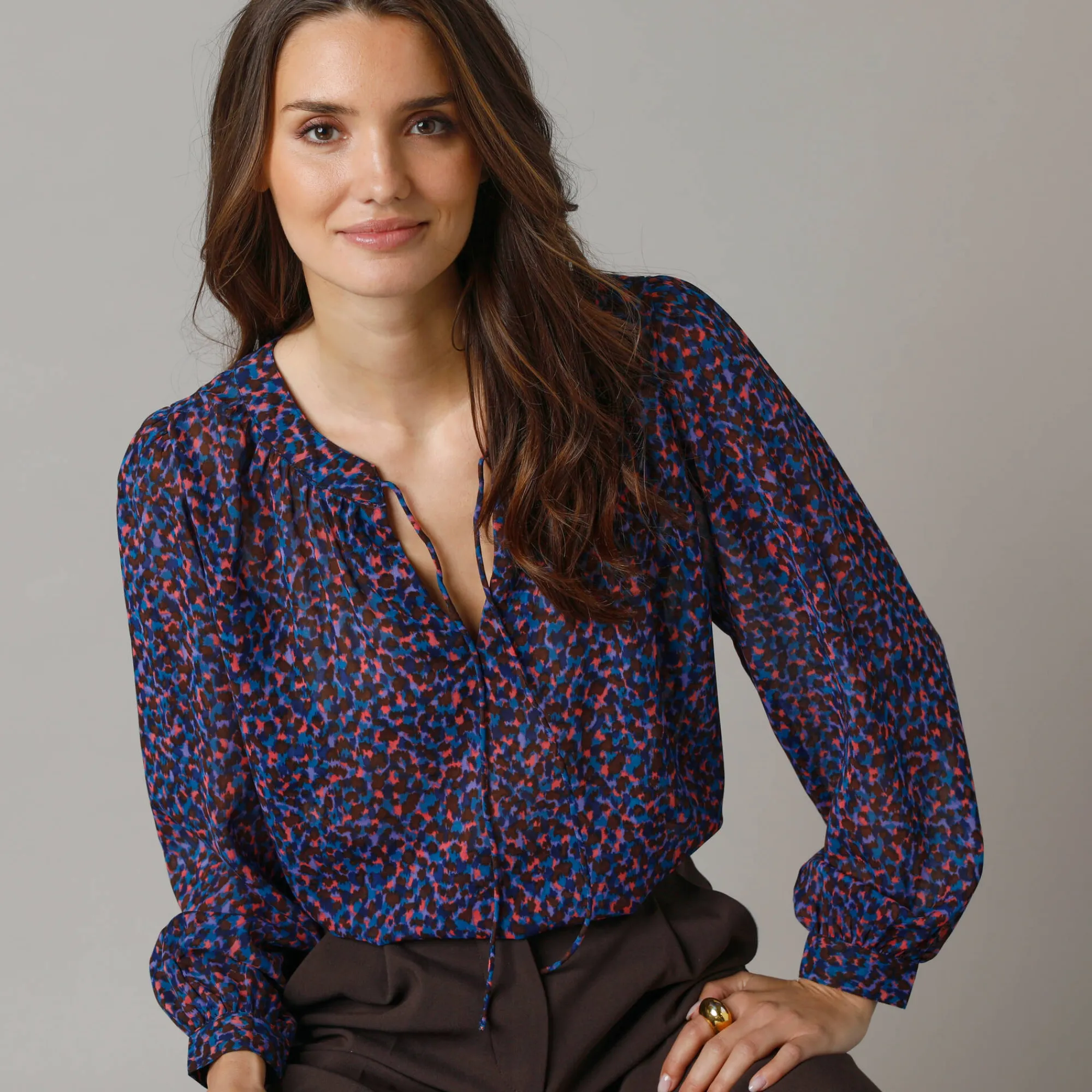 Feestoutfits Dames|Bloes En Tuniek<Lora Zellini Bloes met Tunesische hals en dierenhuidprint, lange mouwen veelkleurig