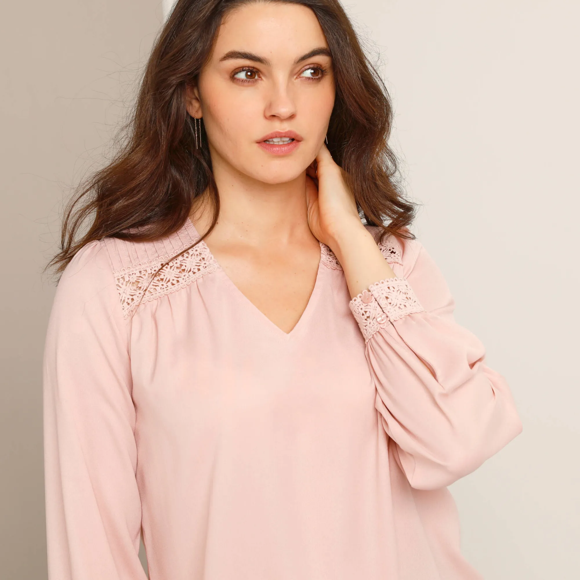Bloes En Tuniek<Blancheporte Blouse met kanten details, crêpe poederroze